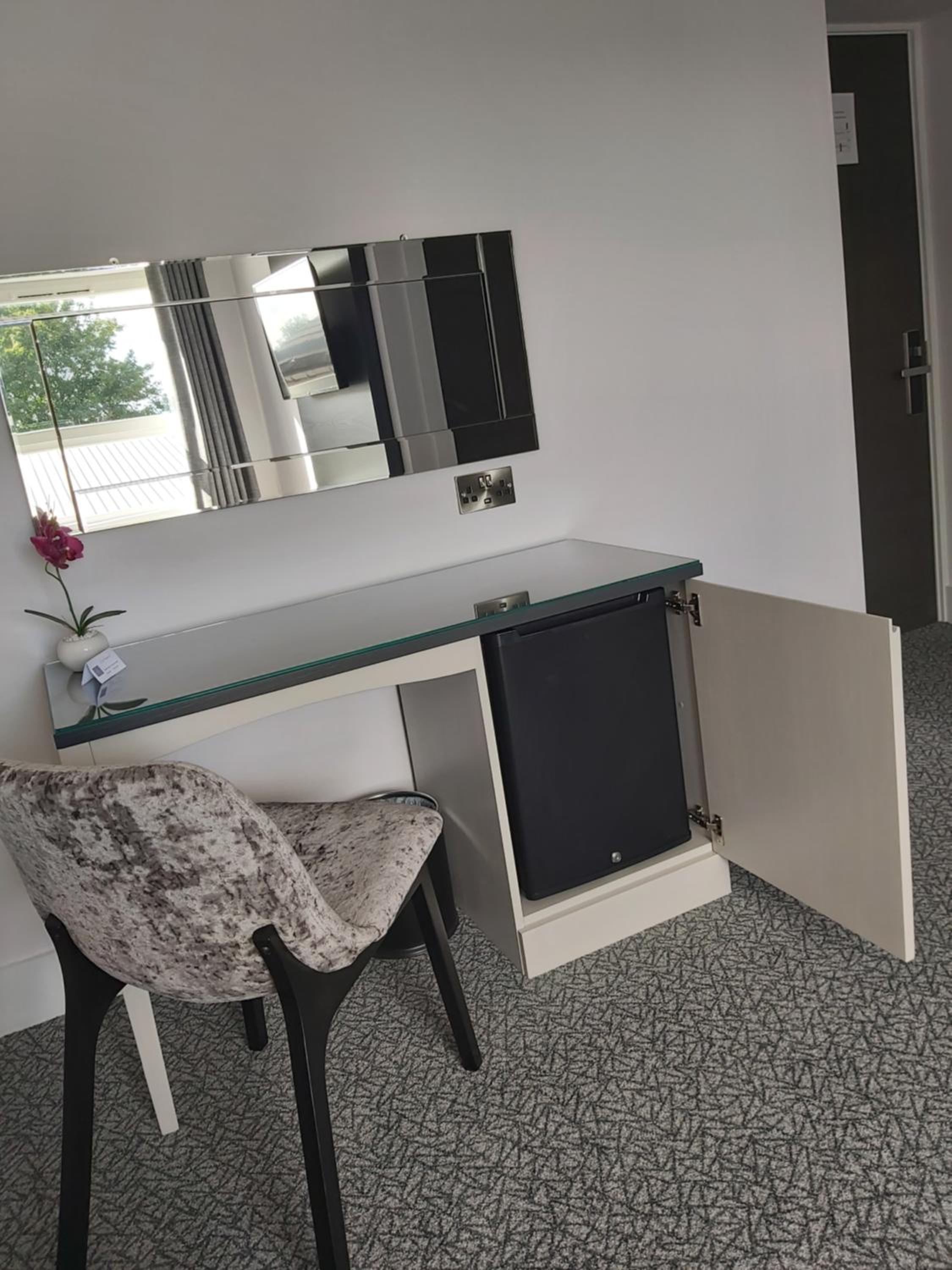 Superior Double or Twin Room - Photo 4