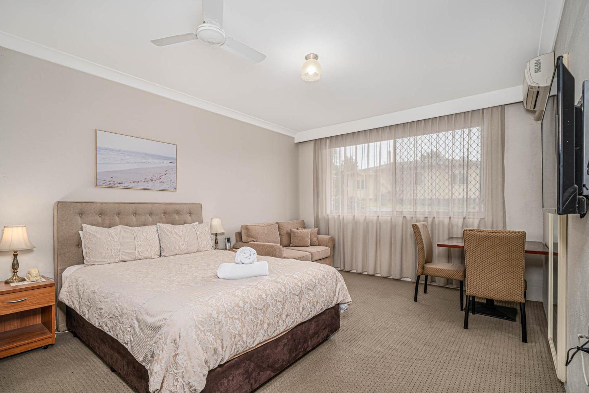 Deluxe Queen Room photo 3
