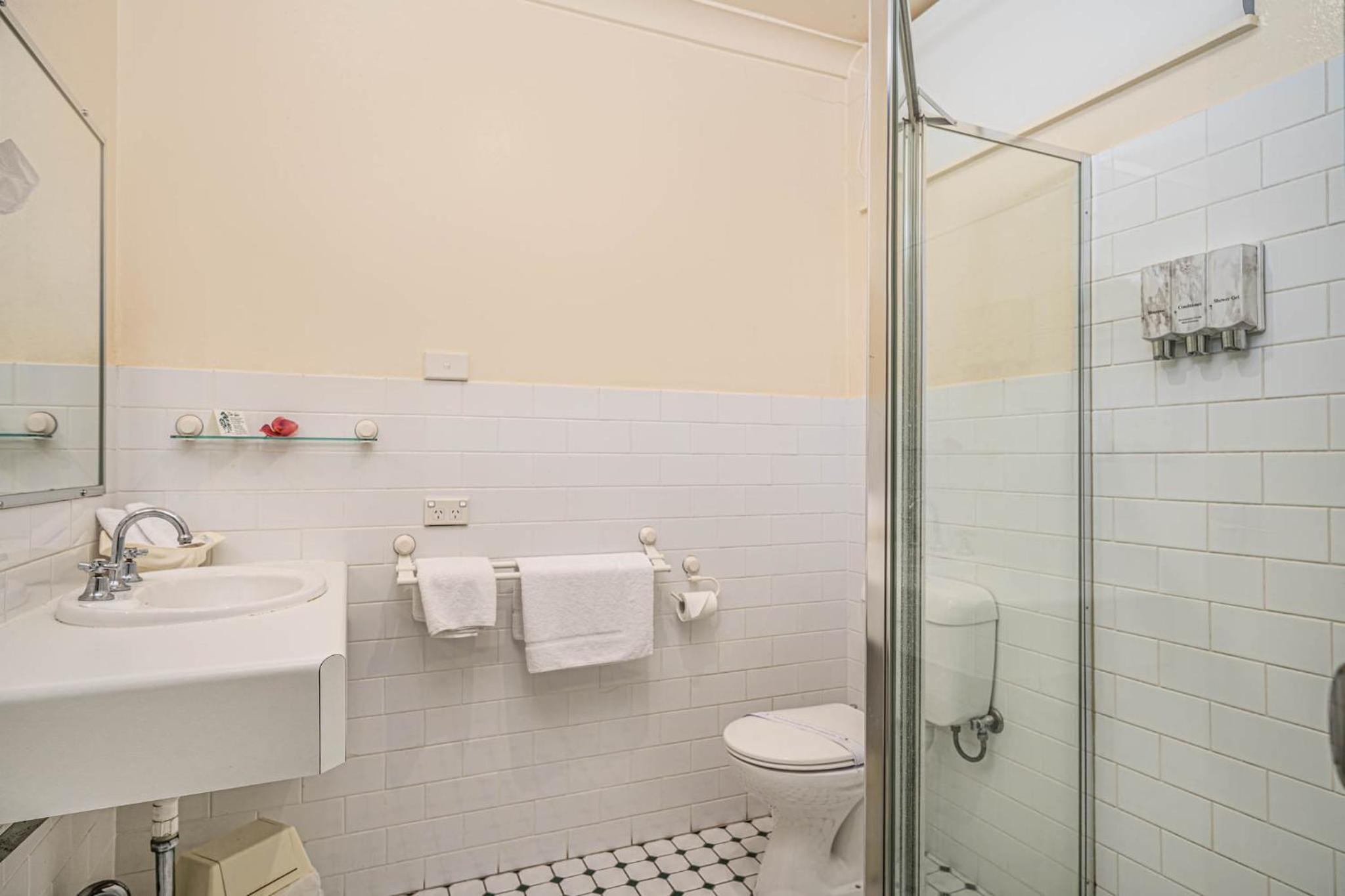 Superior King Room photo 2