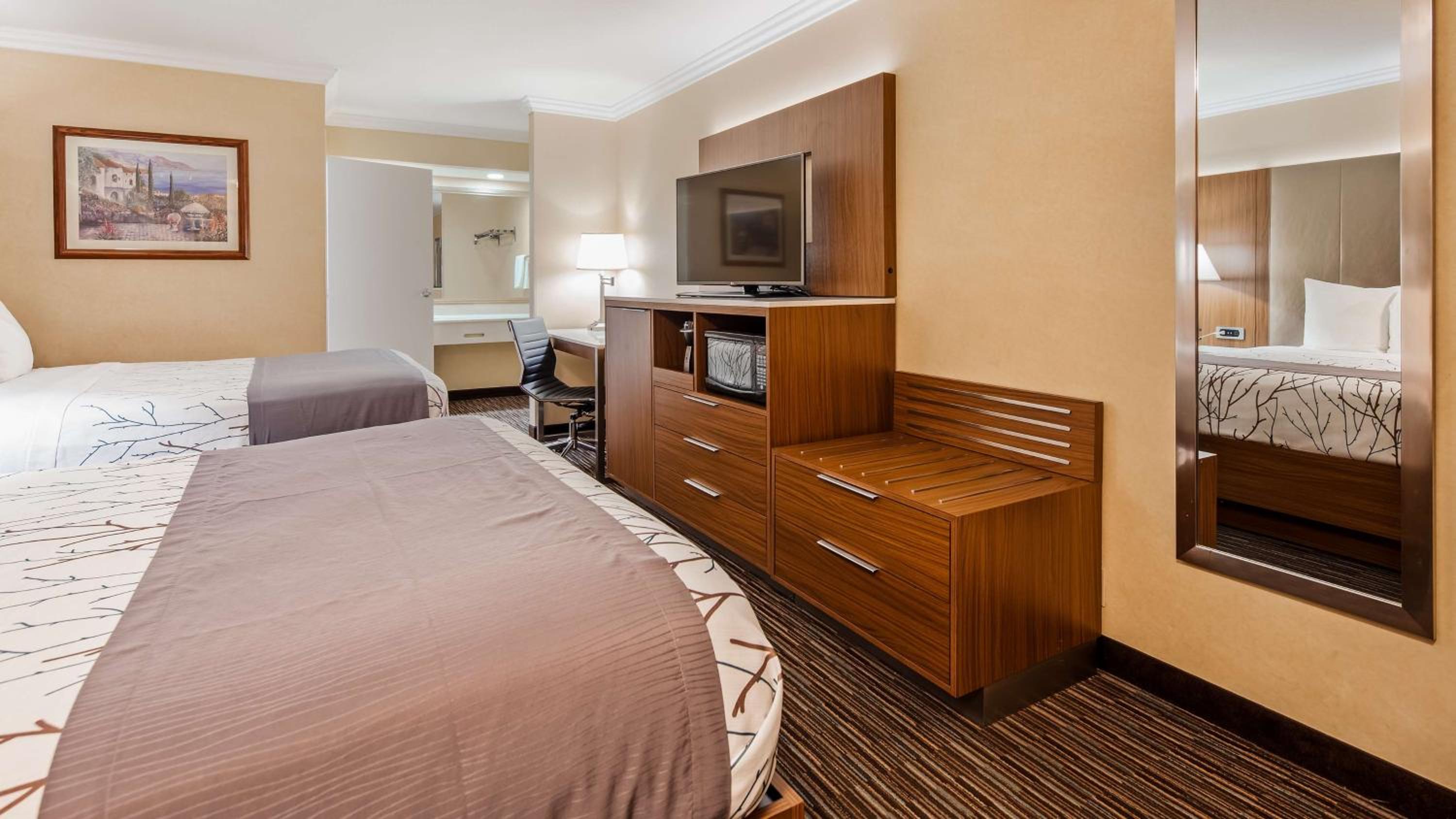 Double Room with Two Double Beds - Non-Smoking - Photo 5