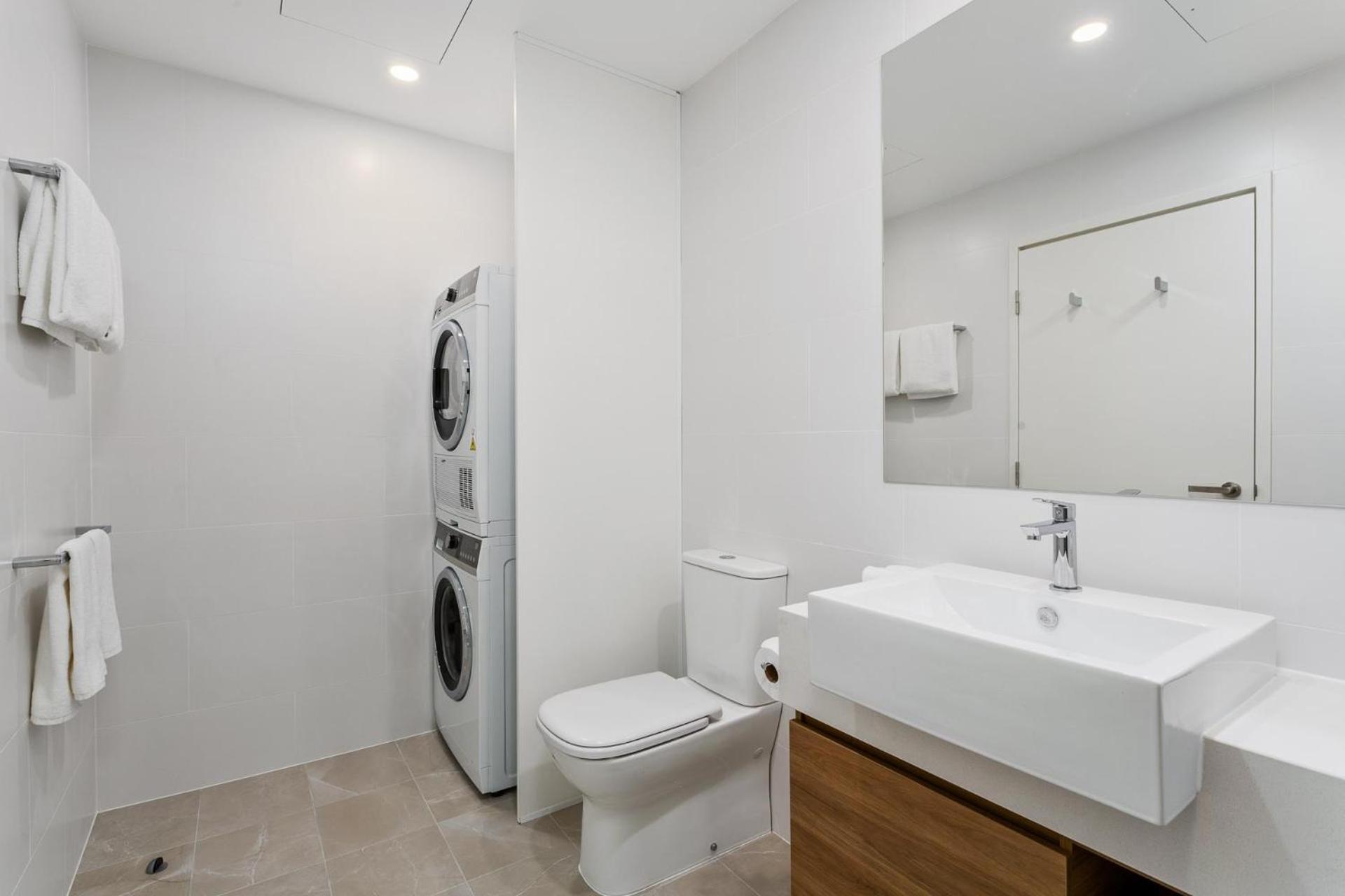 One-Bedroom Apartment - Photo 5