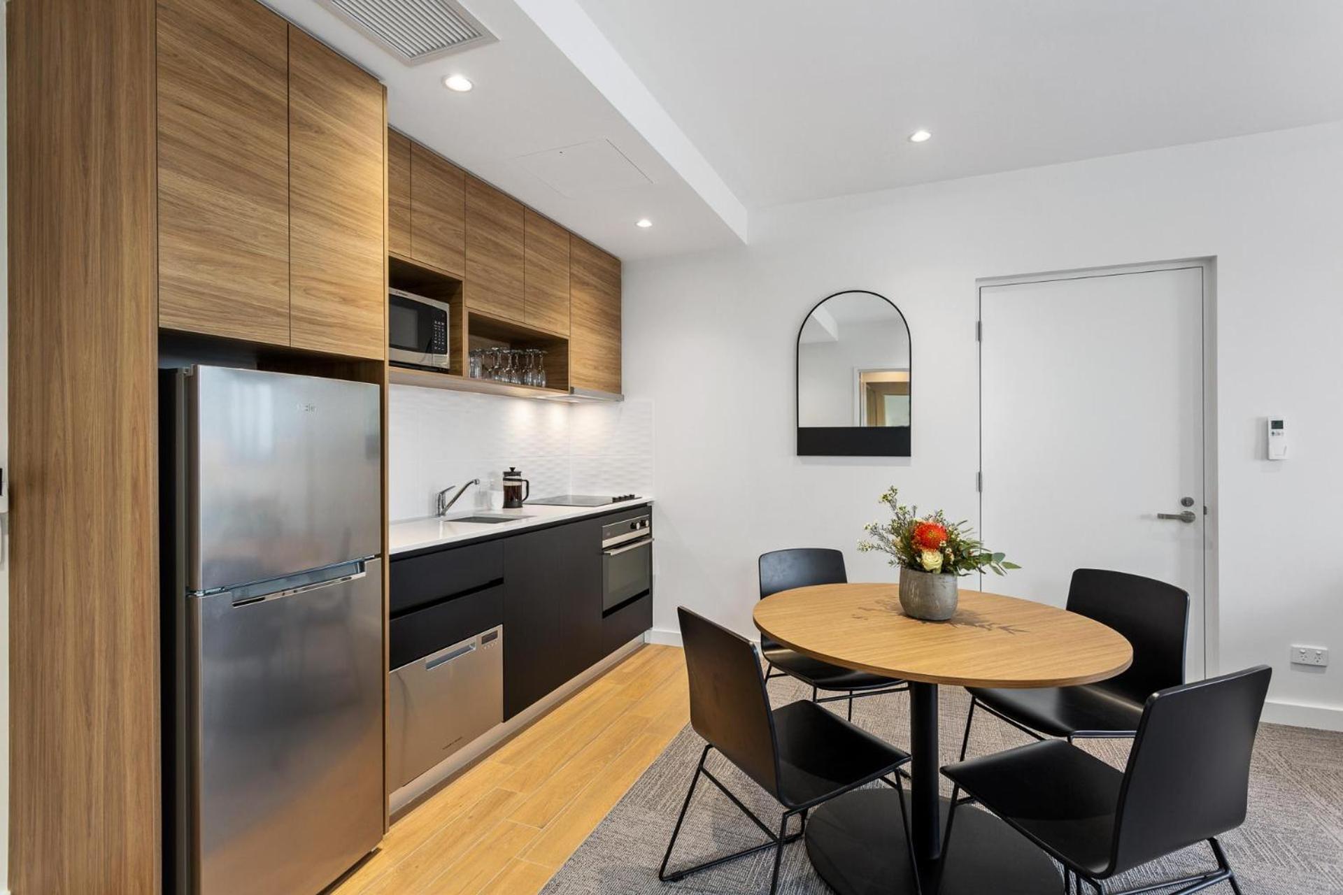 One-Bedroom Apartment - Photo 15