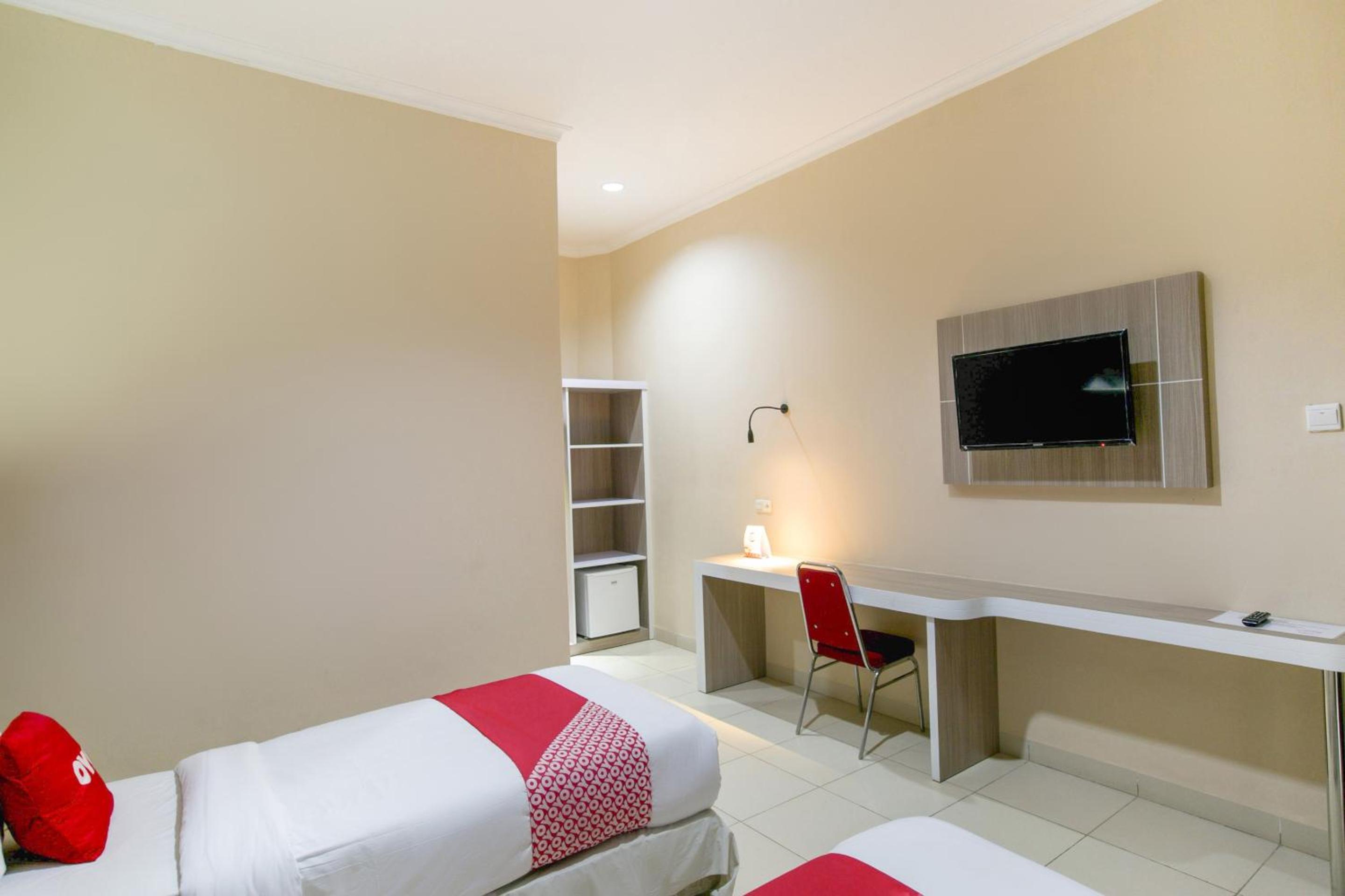 Standard Twin Room photo 3