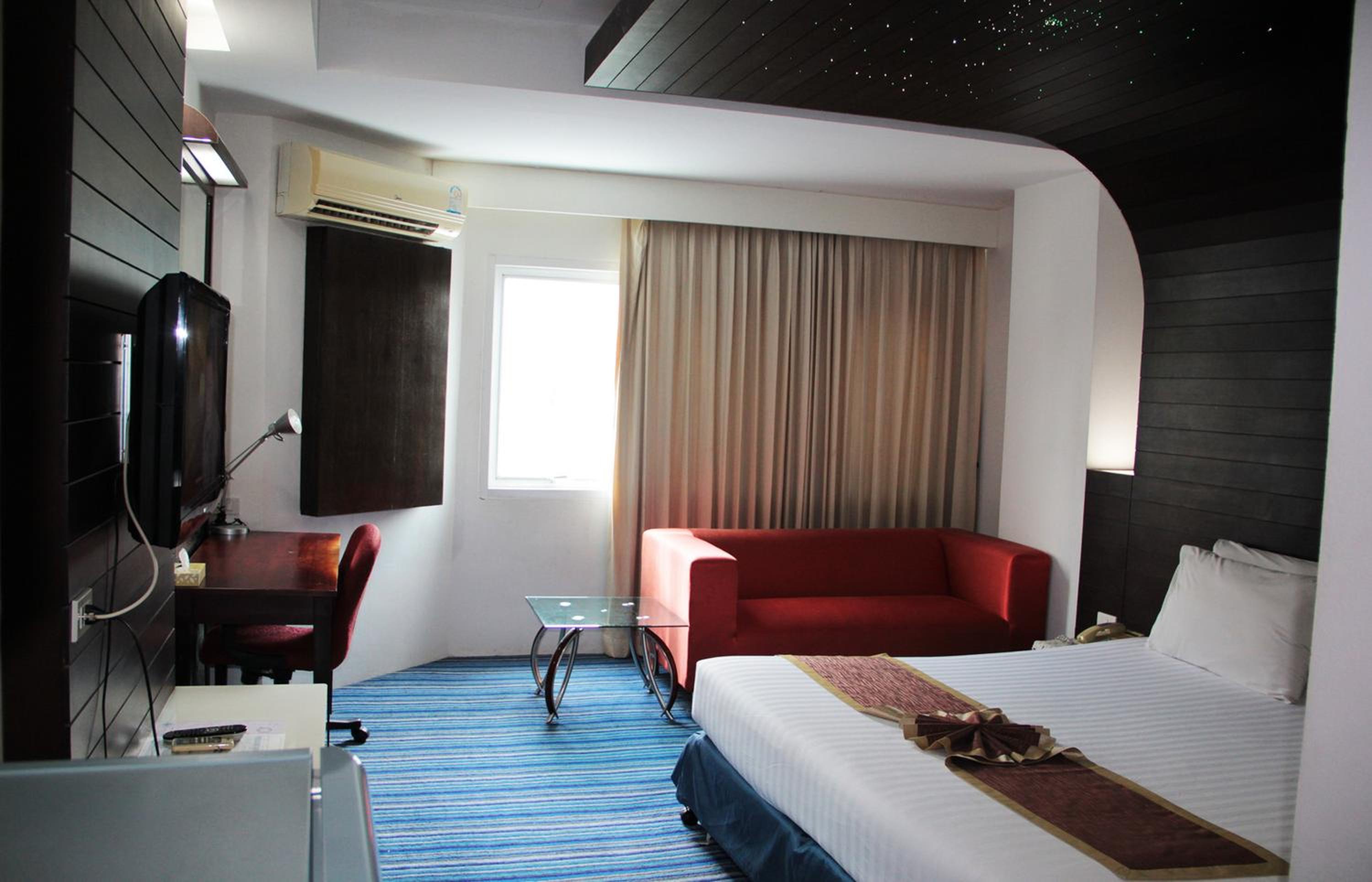 Superior Double or Twin Room - Photo 8