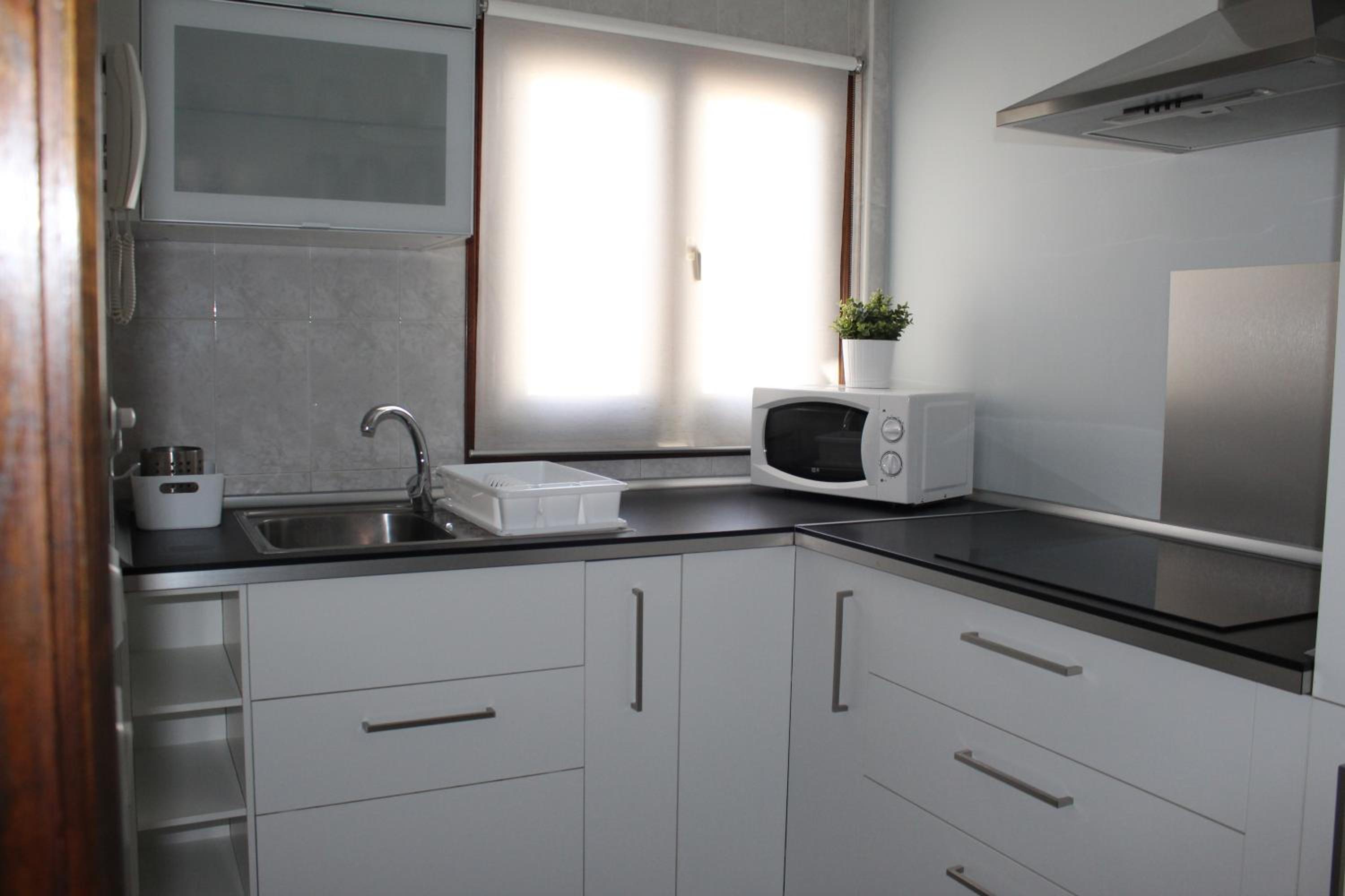 Two-Bedroom Apartment - Photo 15