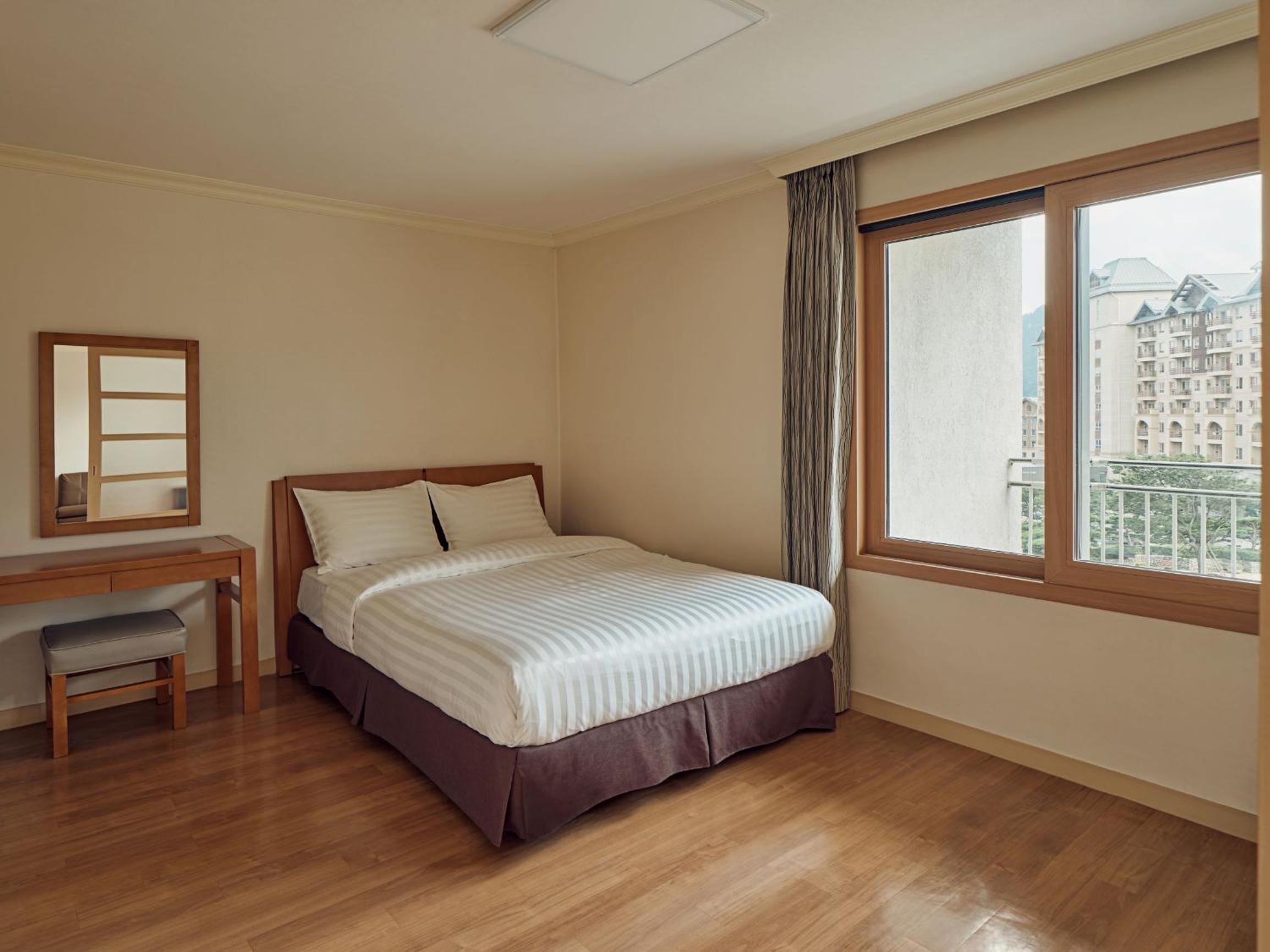 Sono Calm Suite (With Kitchenette)
