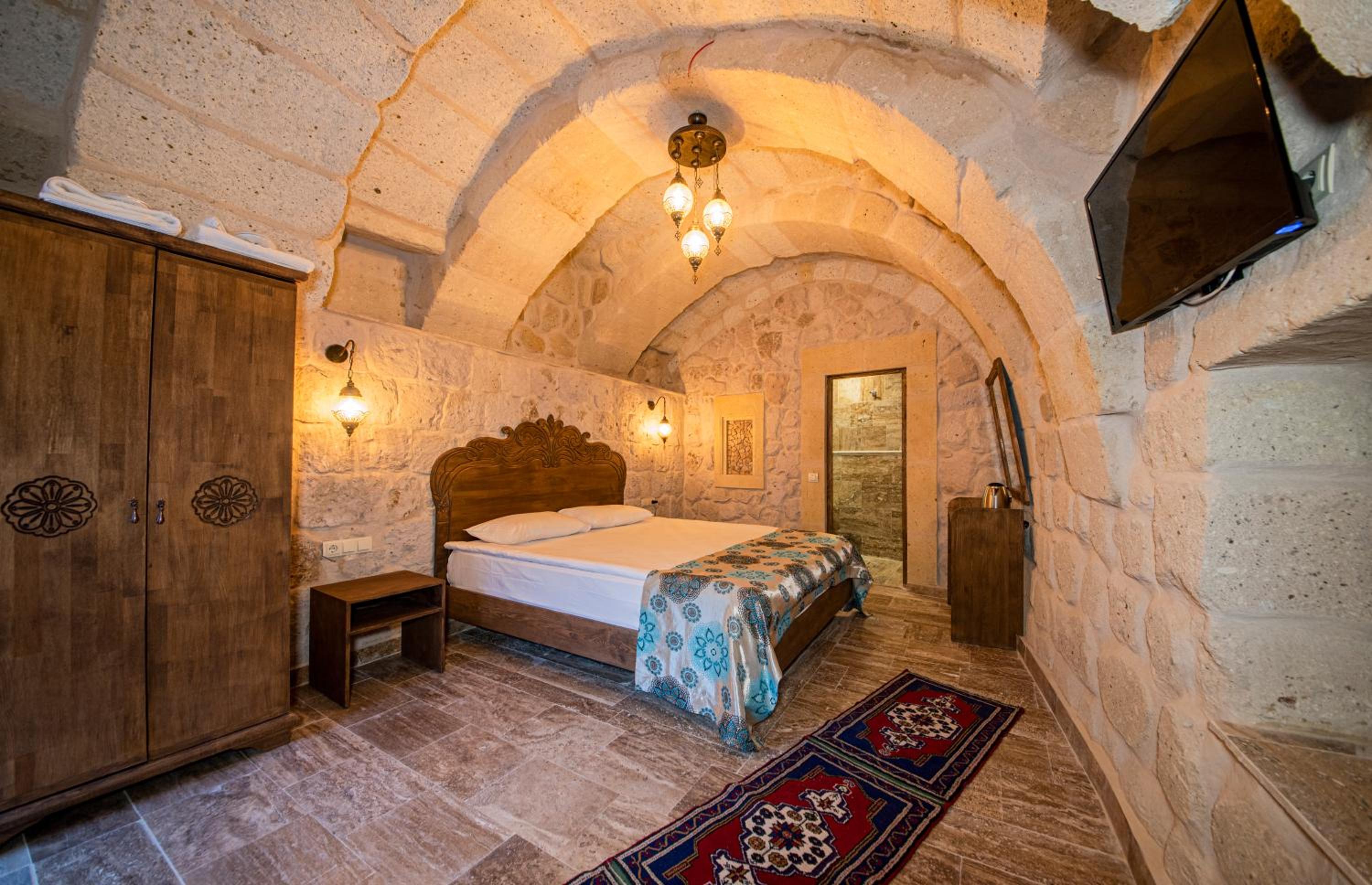 Small Double Room - Photo 6