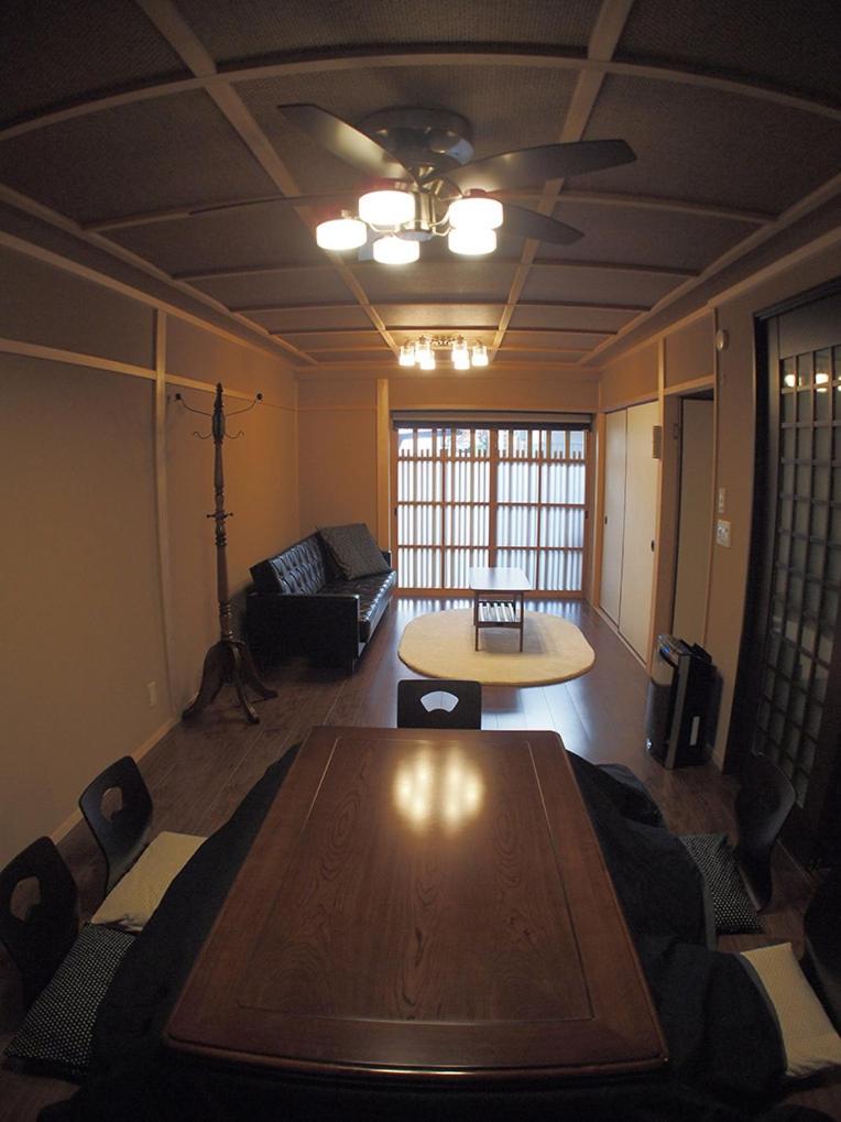 Japanese-Style Townhouse - Annex