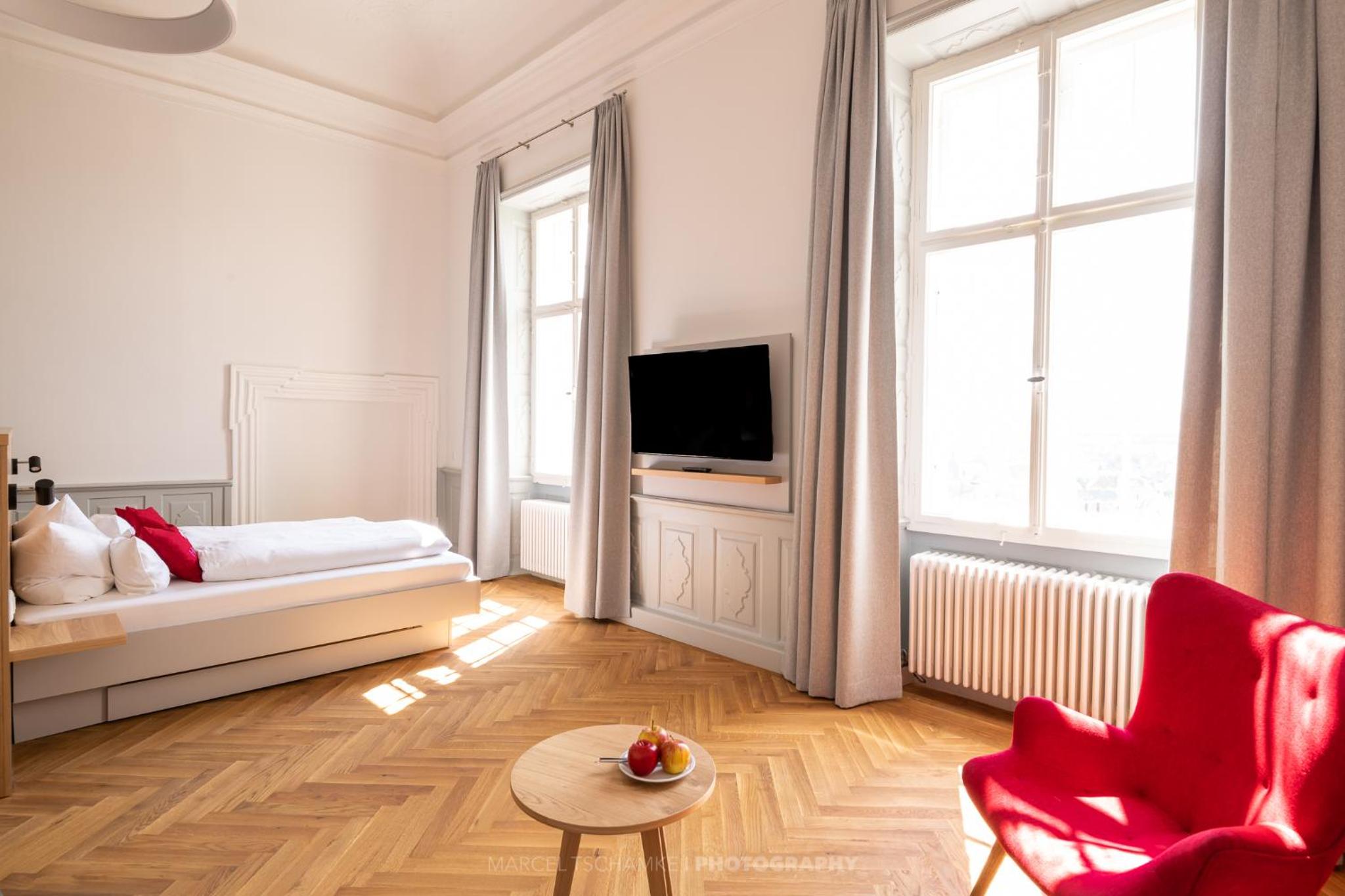 Deluxe Suite