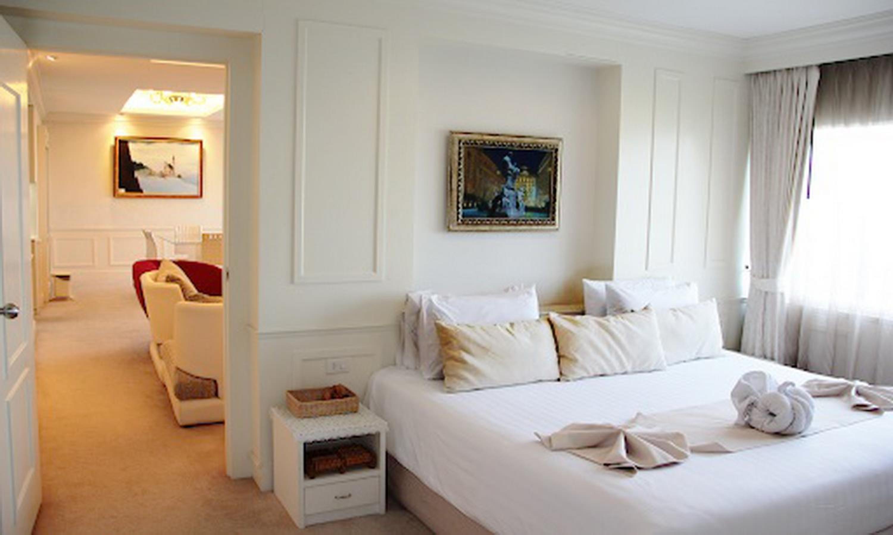 King Suite - Photo 7