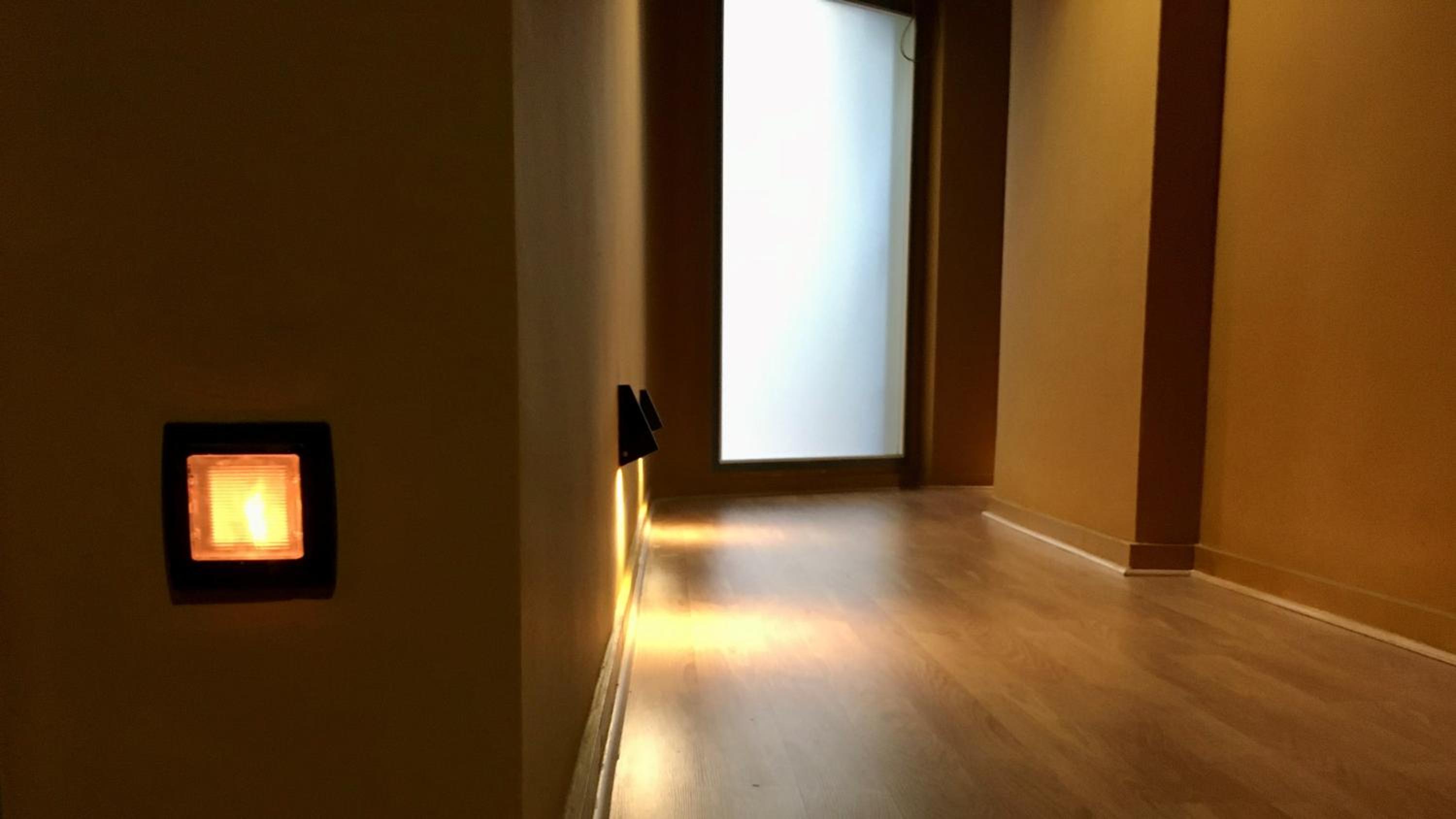 Twin Room - Photo 4