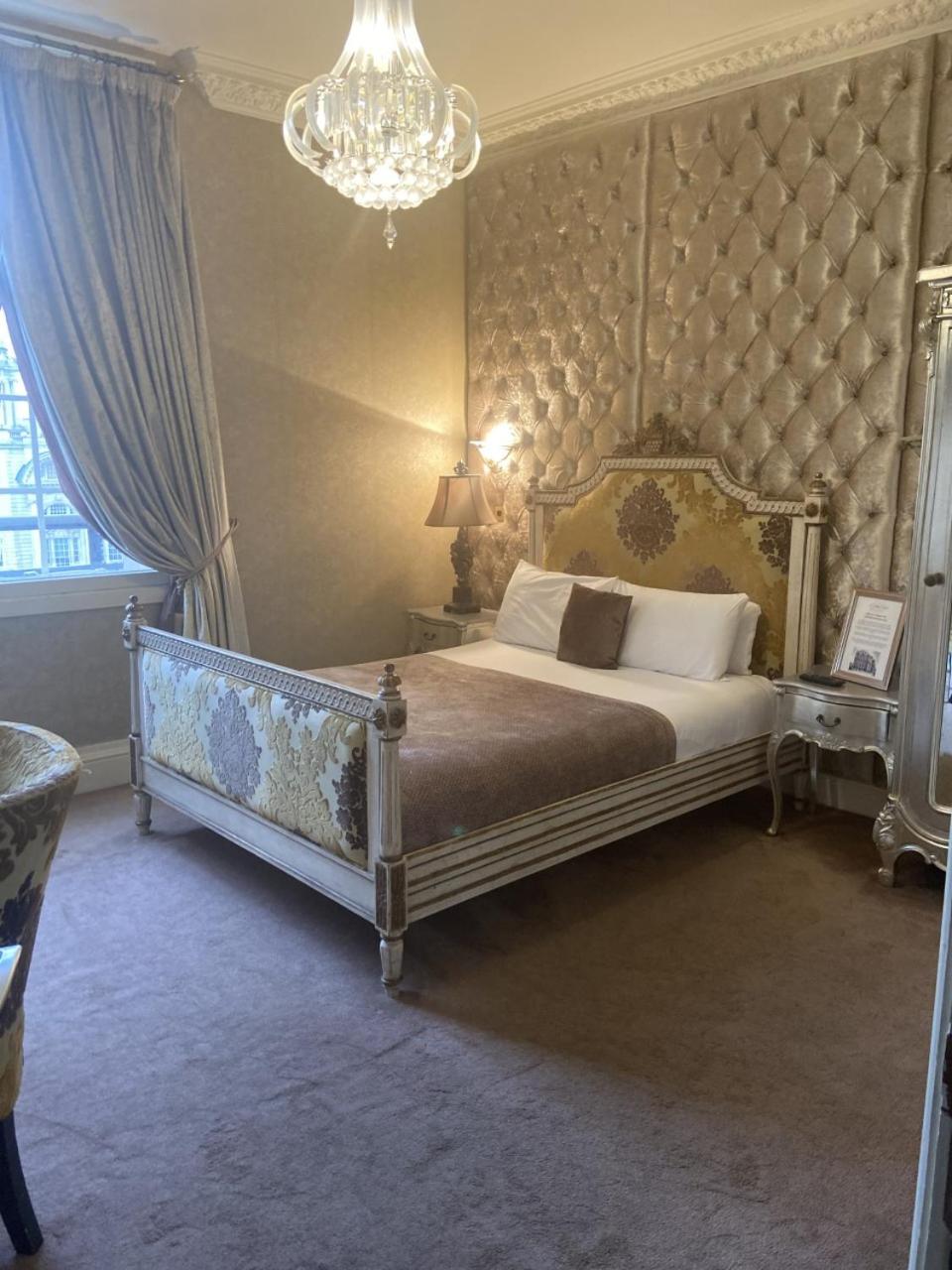 Luxury Double With Bath (2 Adults)  photo 2