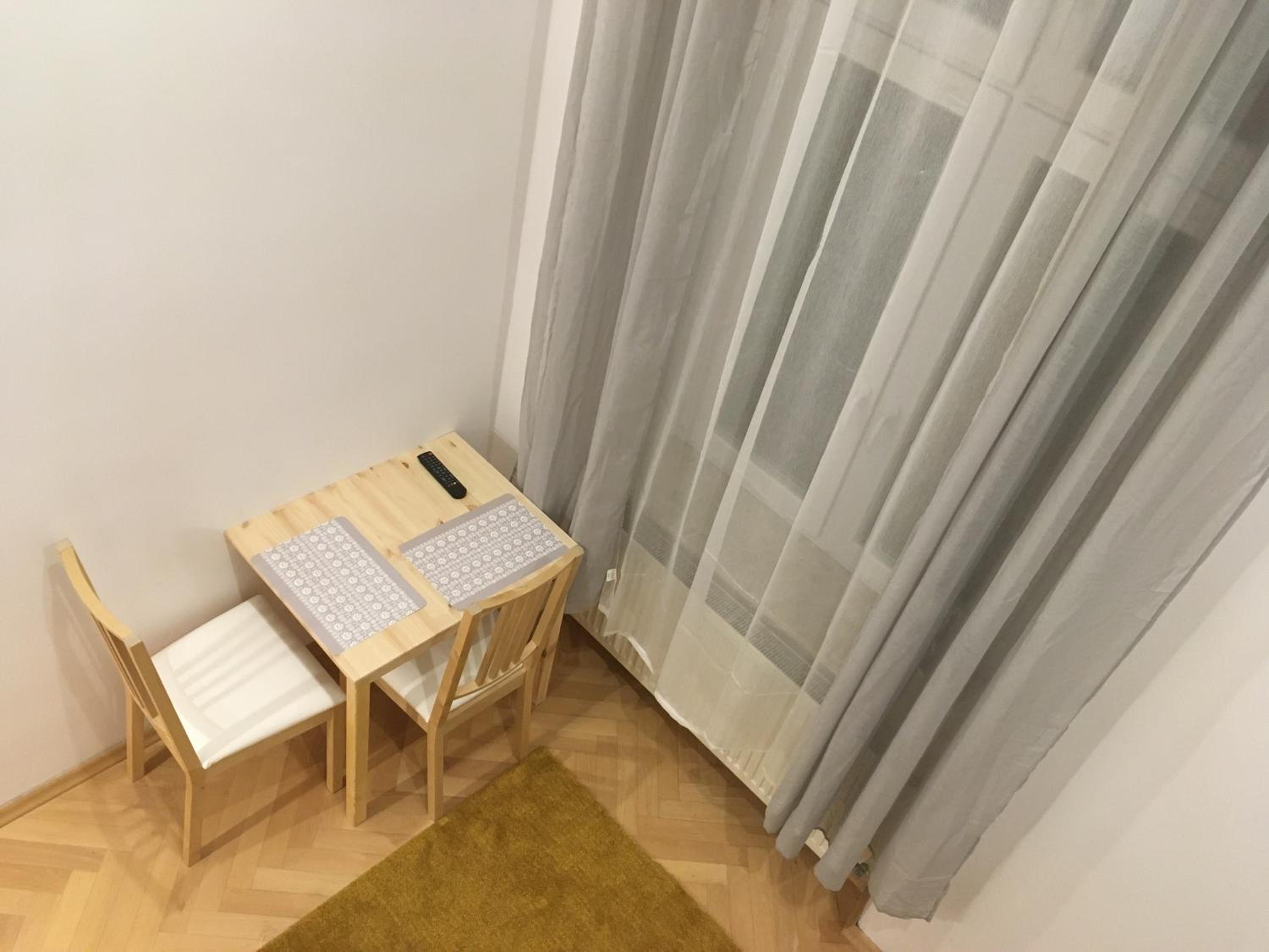 Family Studio - Photo 8