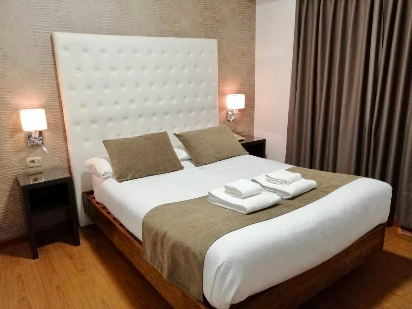 Standard Double Room - Photo 1