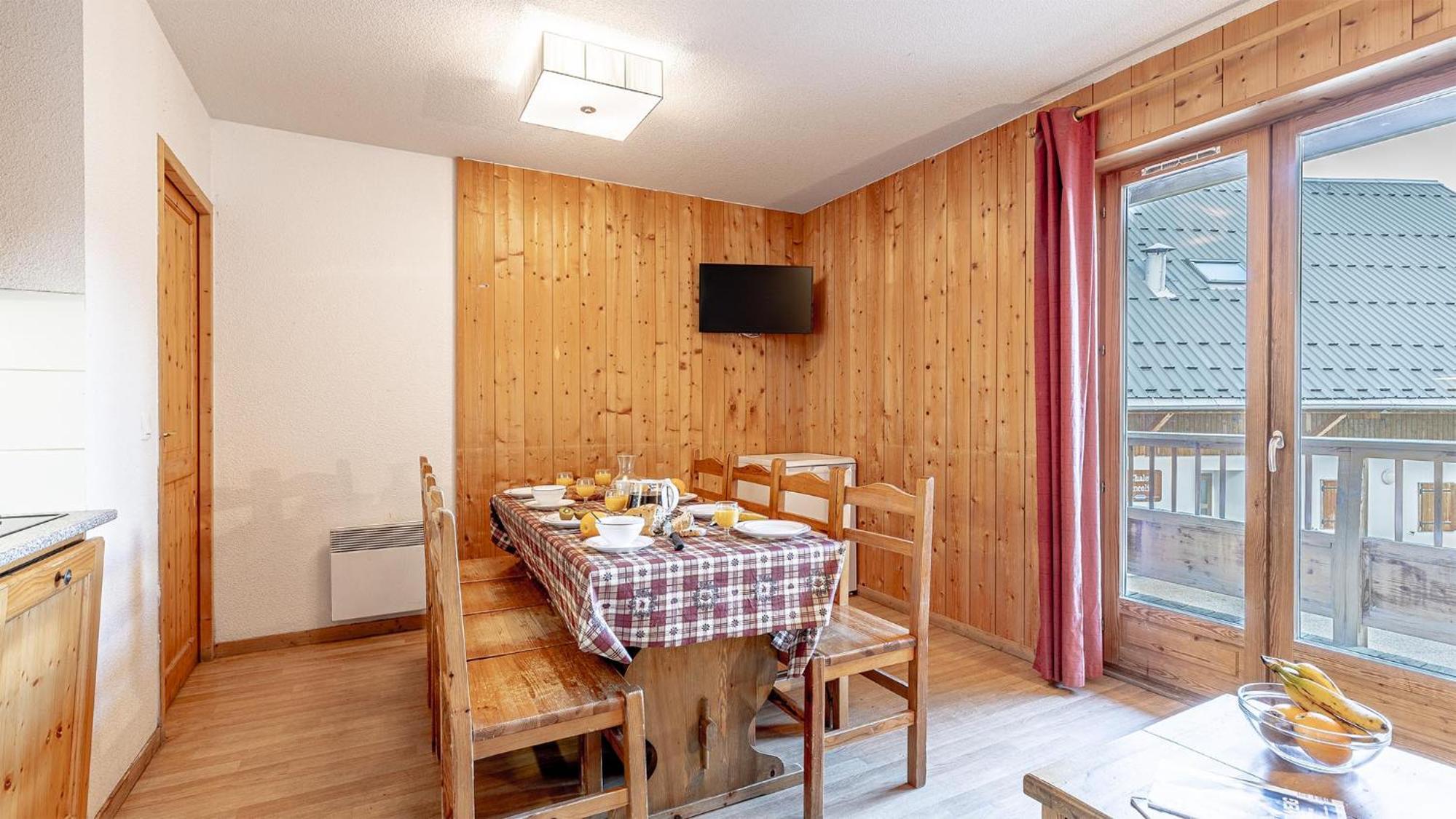 Two bedroom apartment + Mezzanine or Mountain Corner 8 people photo 2