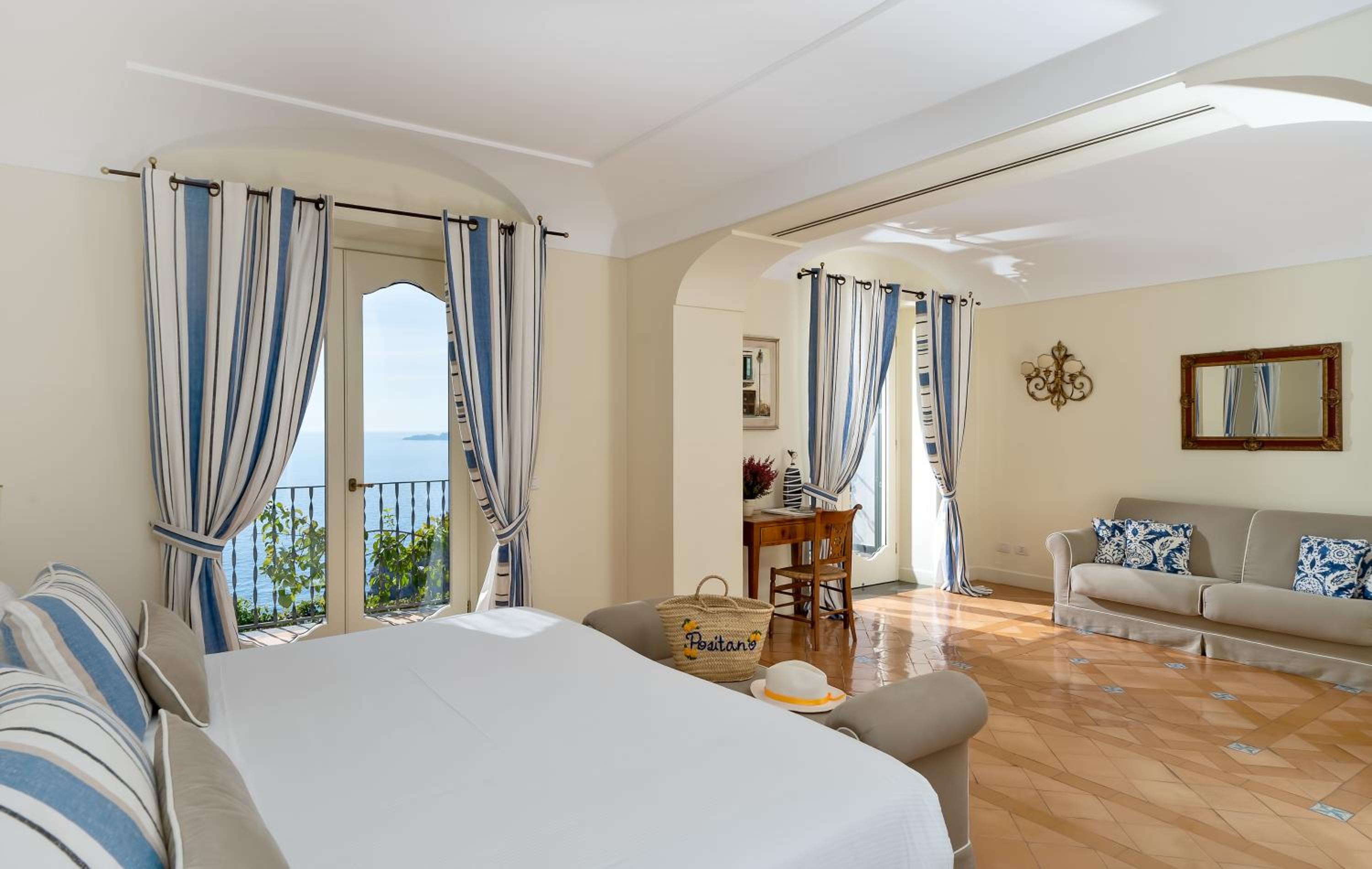 King Room with Sea View photo 1