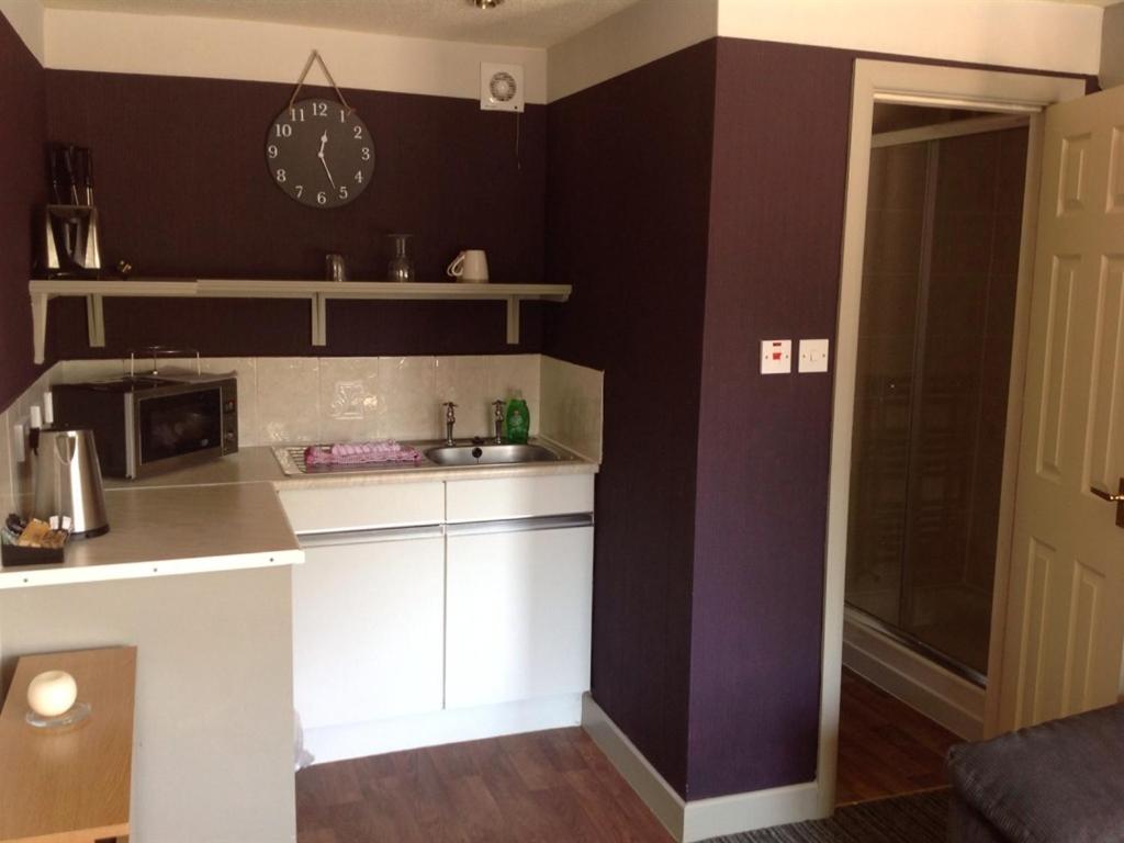 Standard Double Room - Photo 3