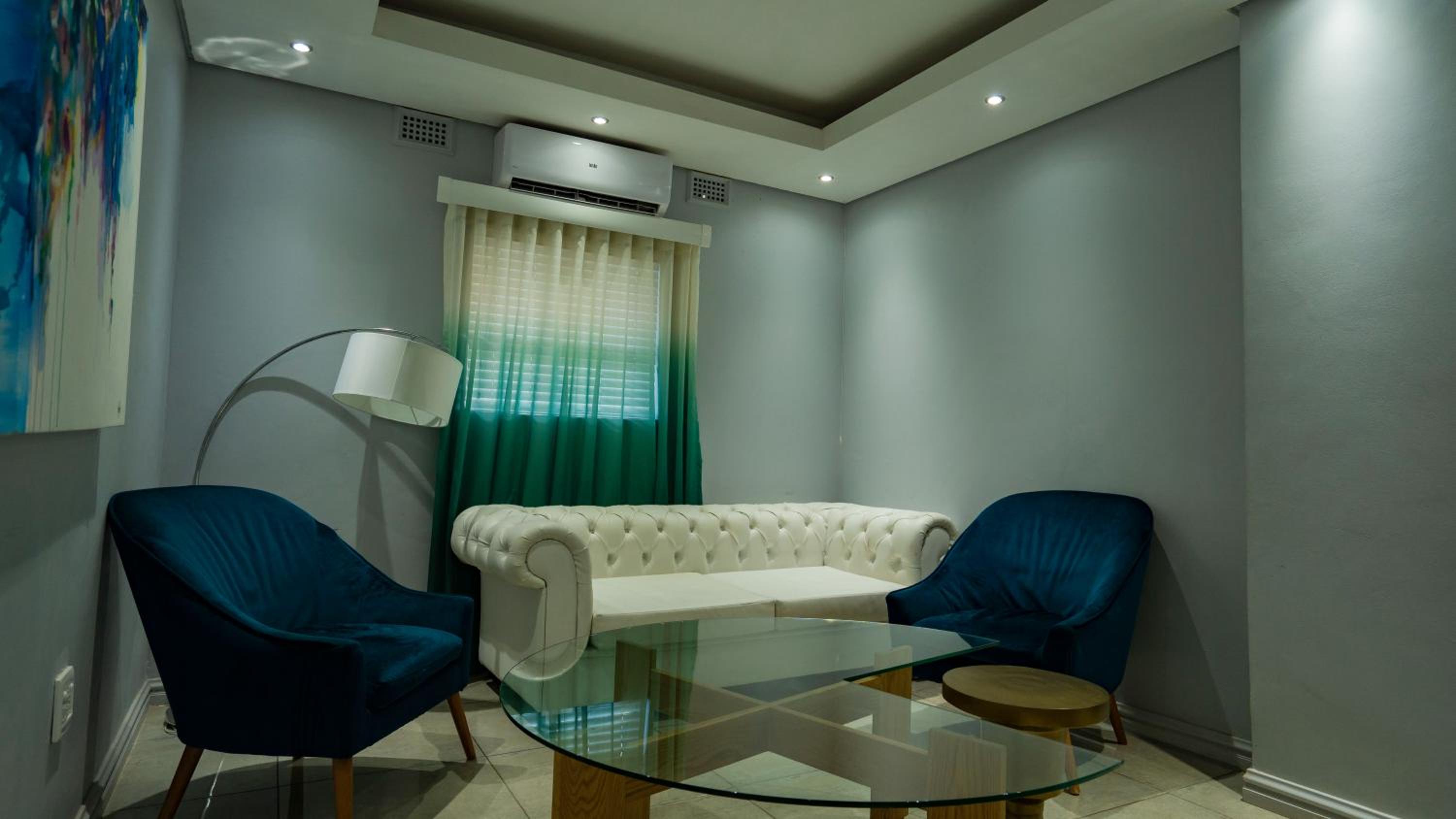 Suite With Pool View photo 3