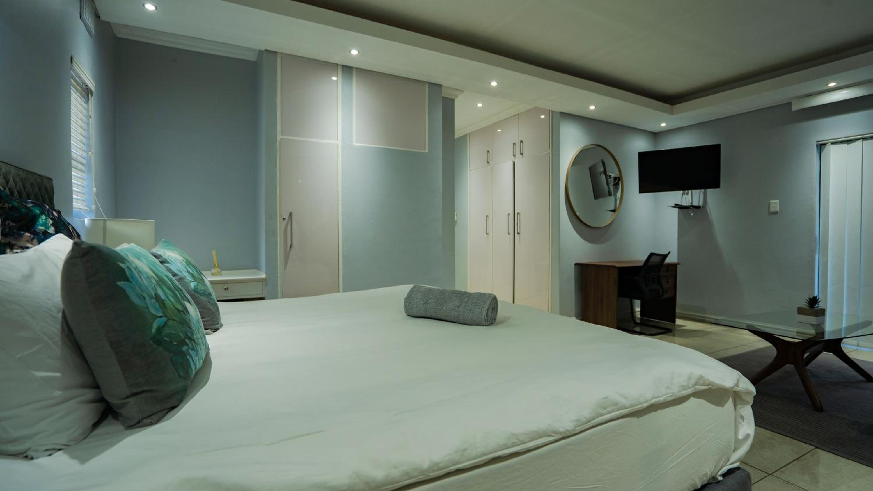 Suite With Pool View photo 1
