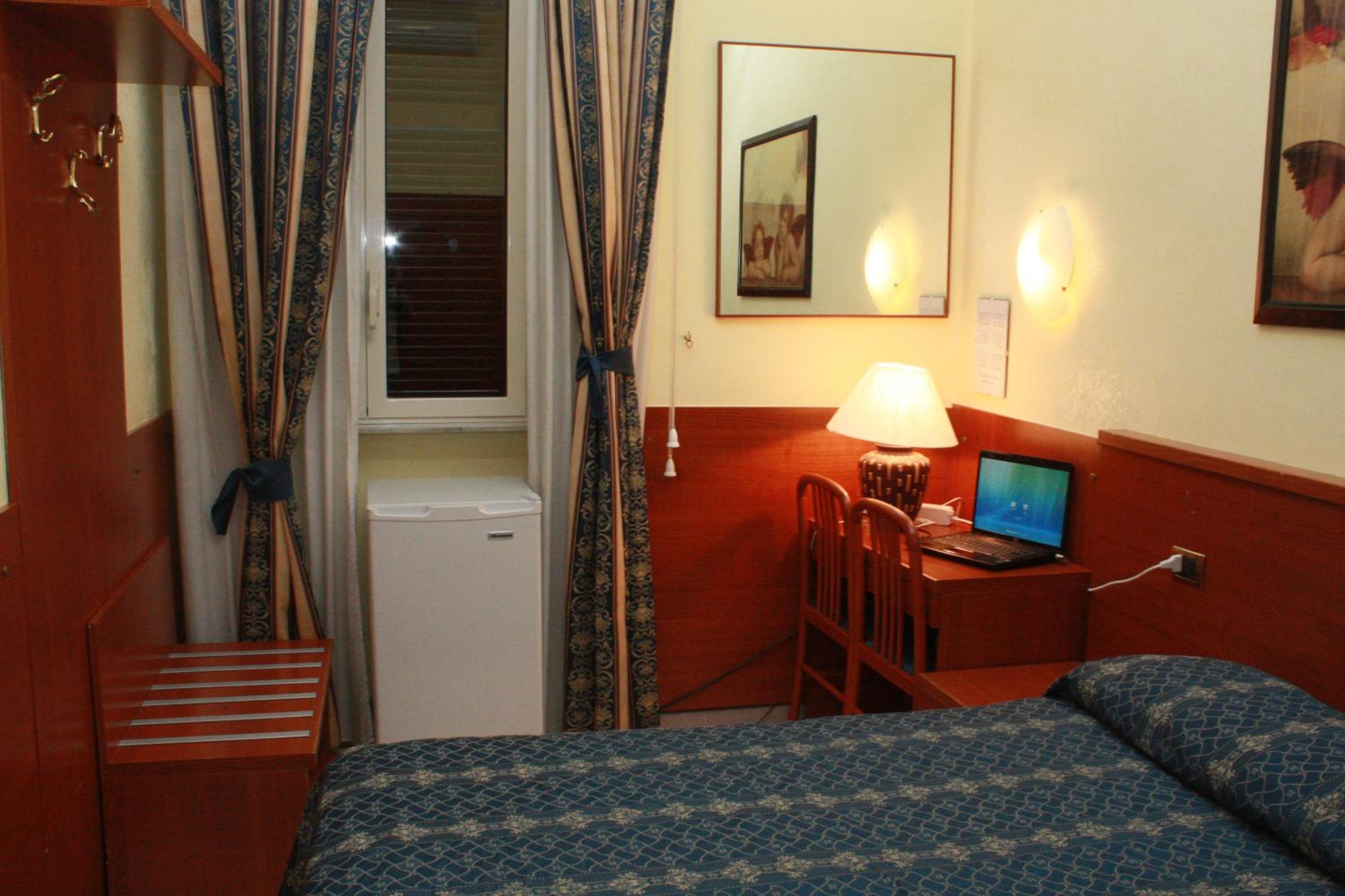 Quadruple Room With Private Bathroom