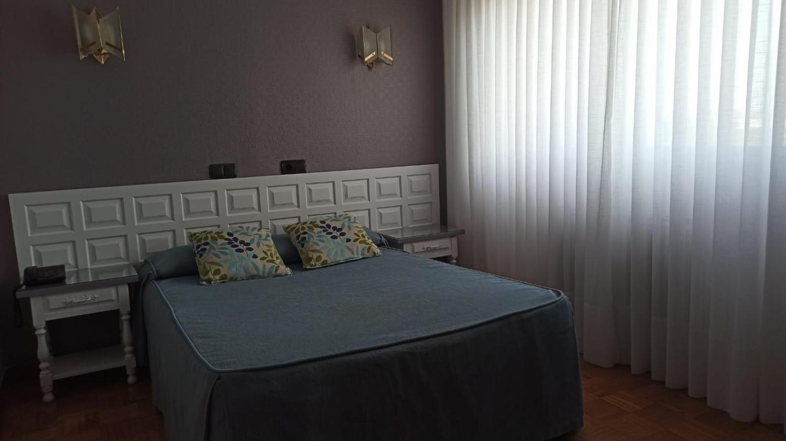 Double Room - Photo 4