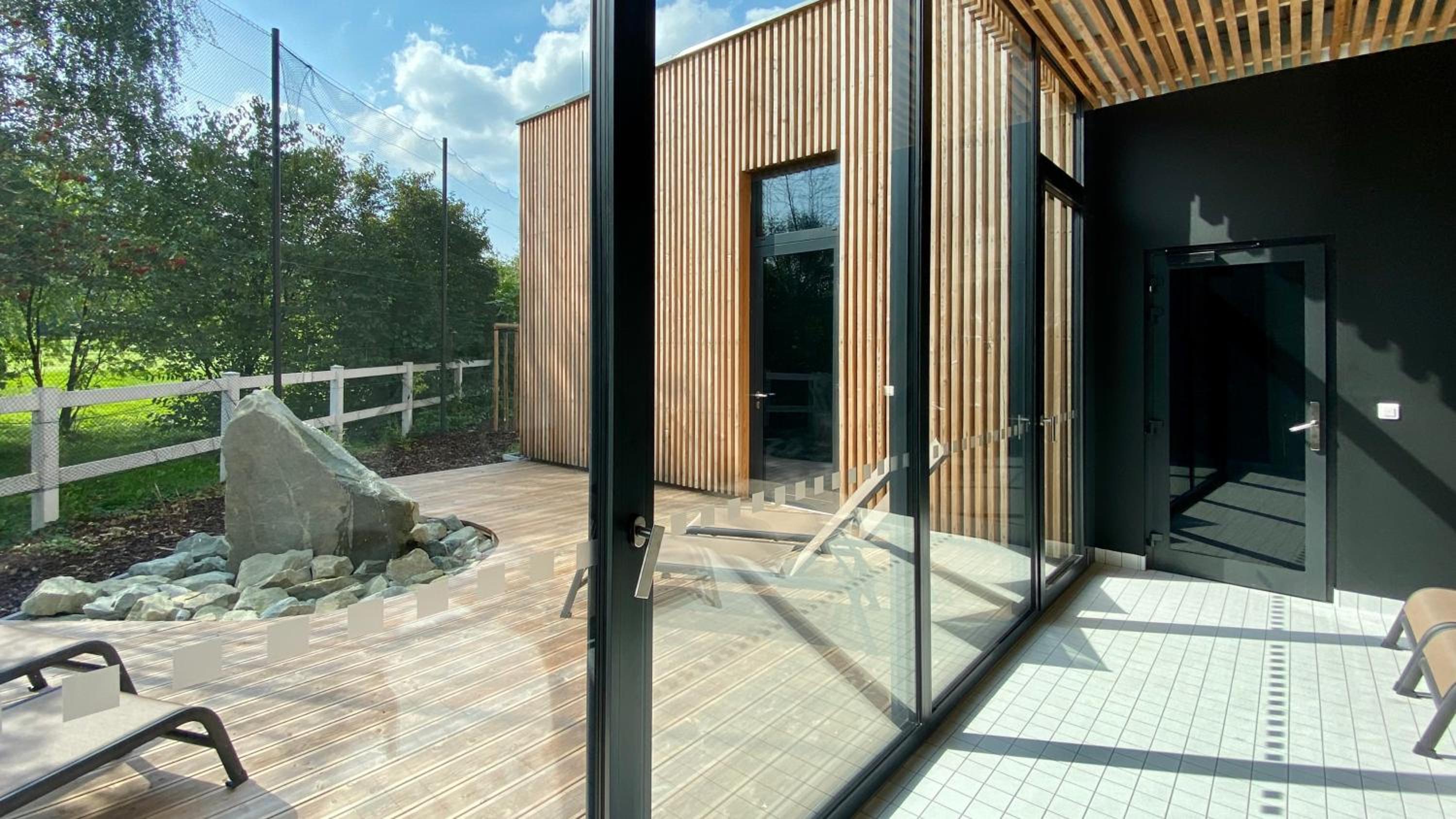 Apartment with Terrace and free SPA access - Photo 30