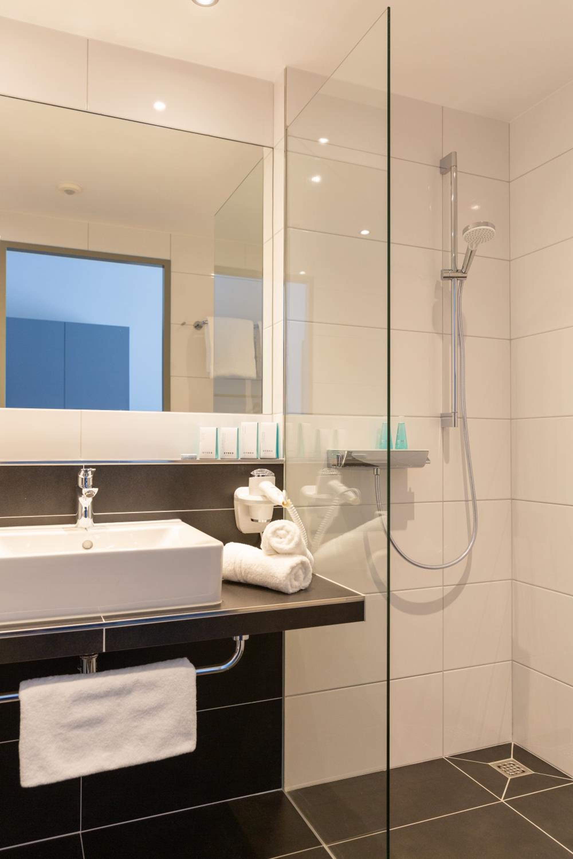 Double Room - Photo 2