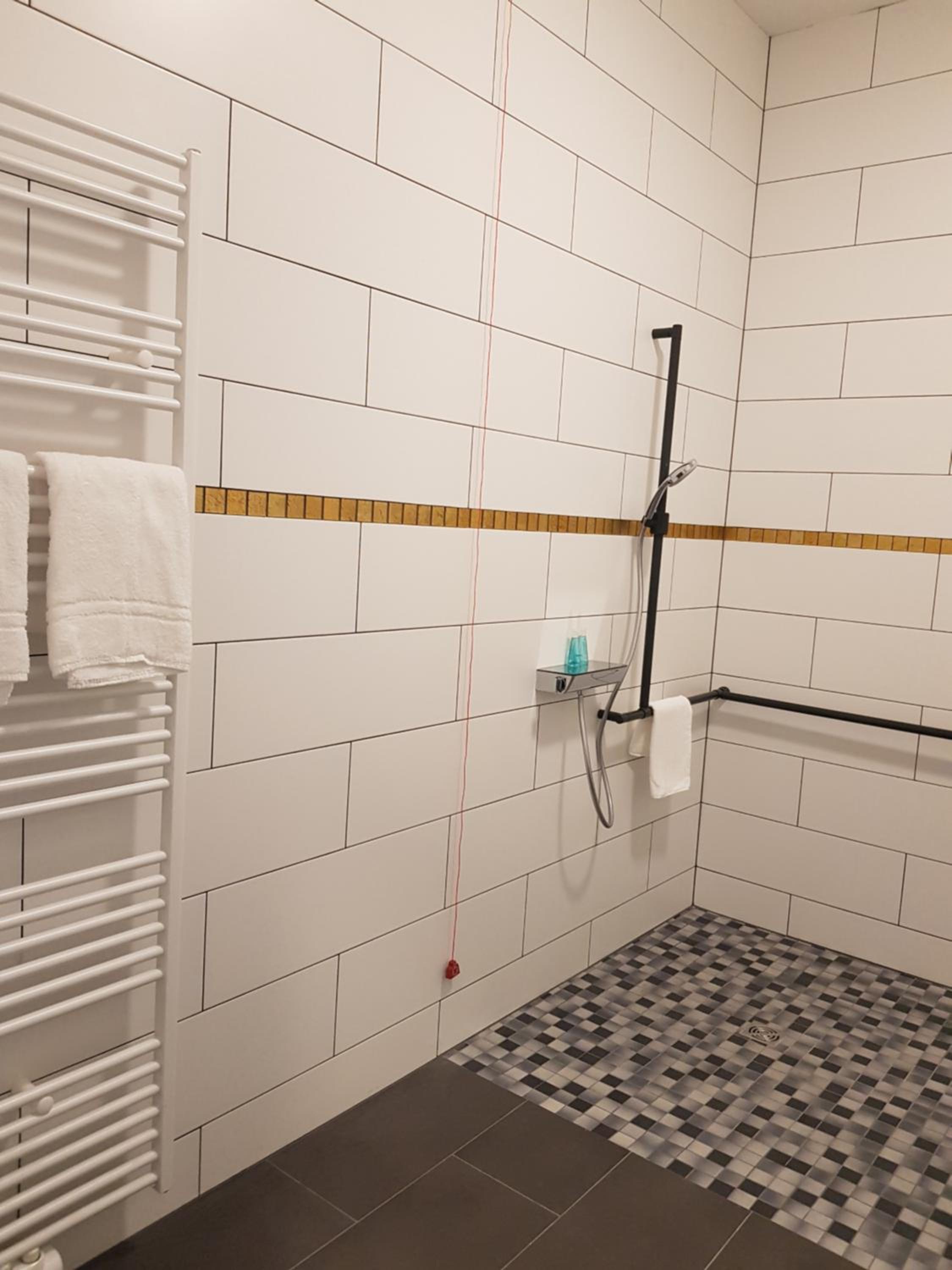Double Room - rollstuhlgerecht - Photo 6