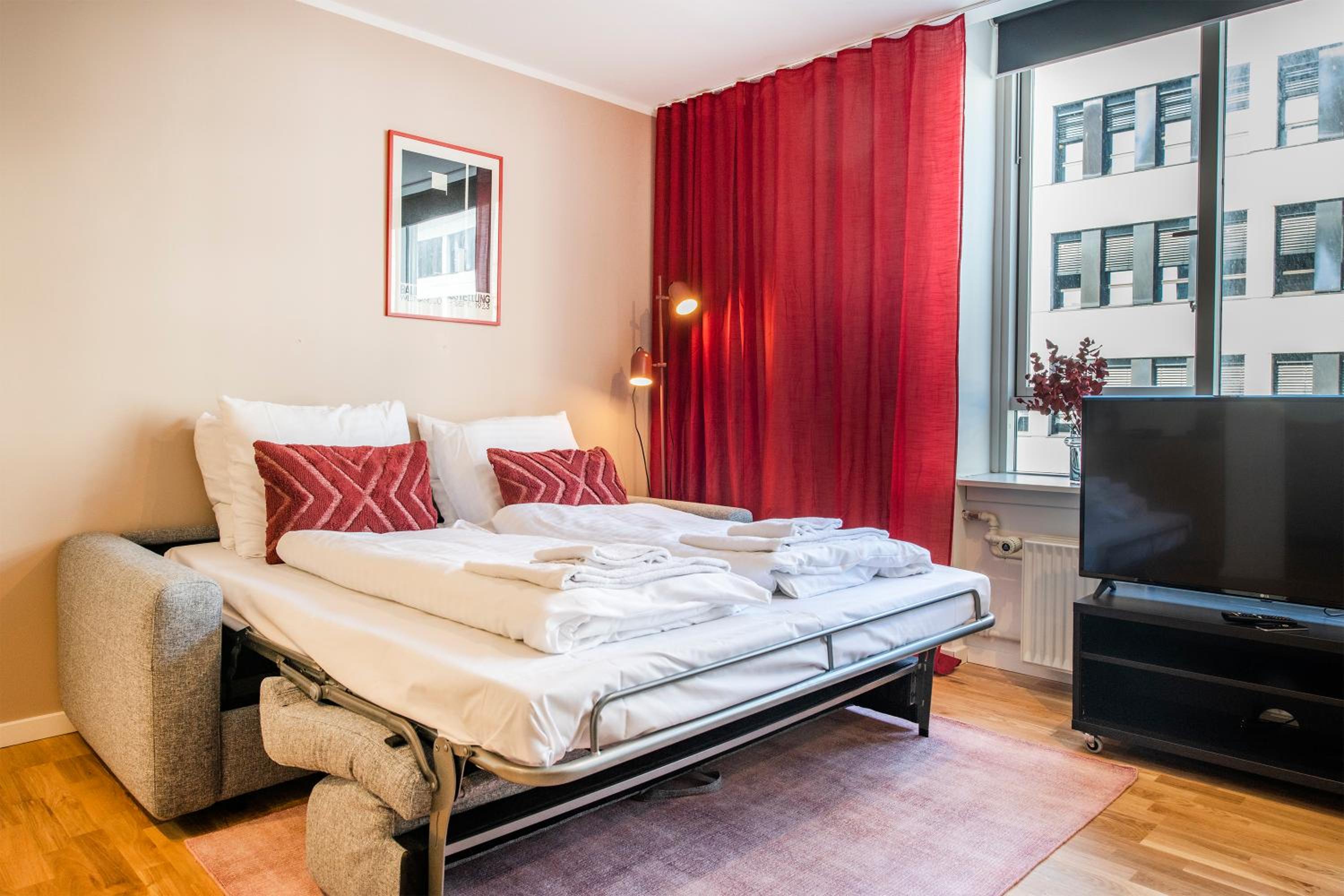 Two-Bedroom Apartment - Photo 7