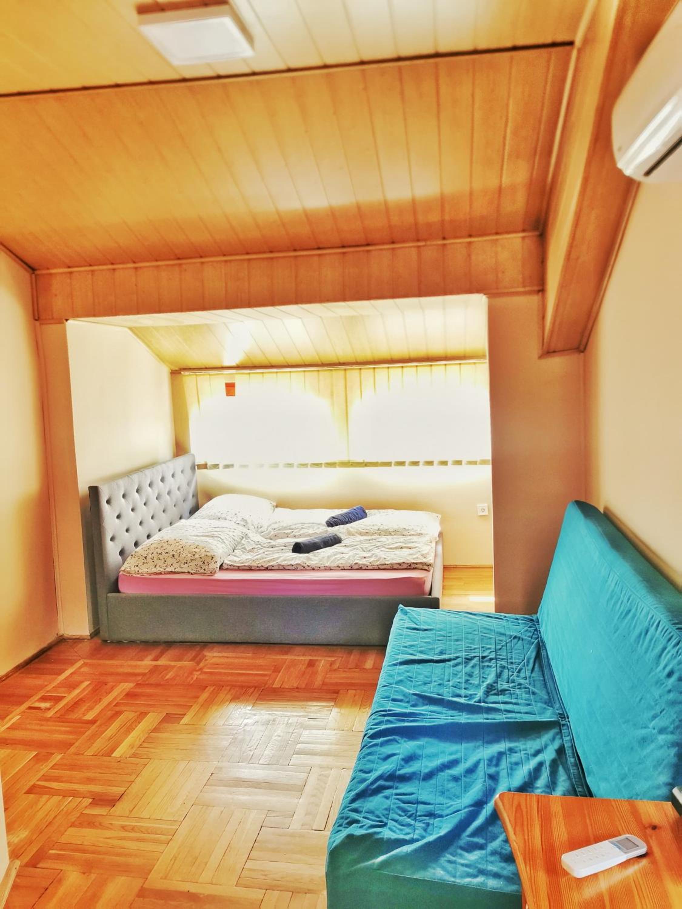 One-Bedroom Apartment - Photo 14
