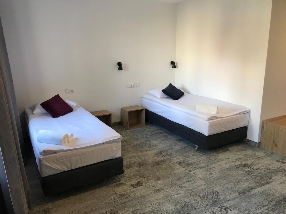 Triple Room with Private Bathroom - Photo 1