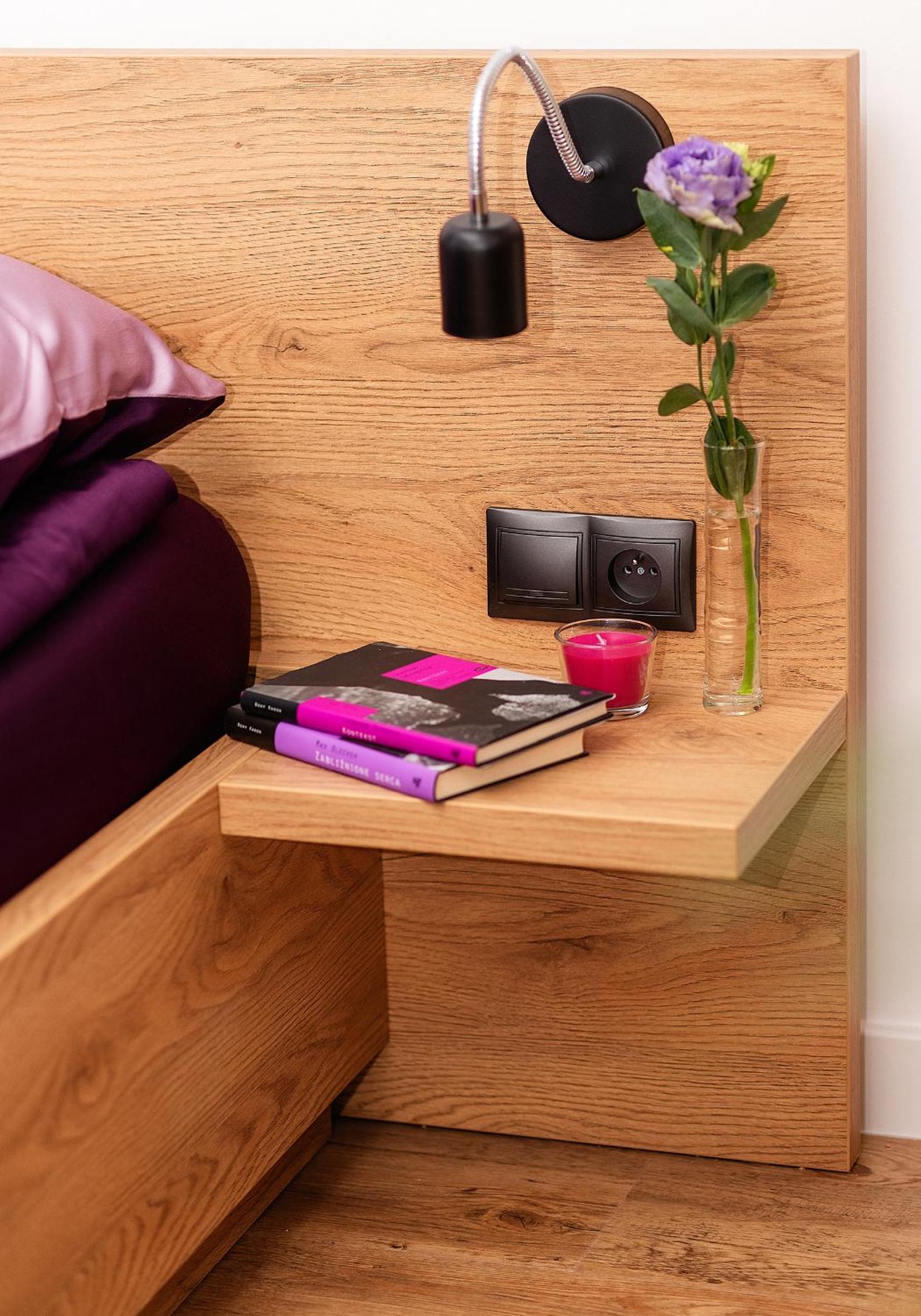 One-Bedroom Apartment - Photo 2