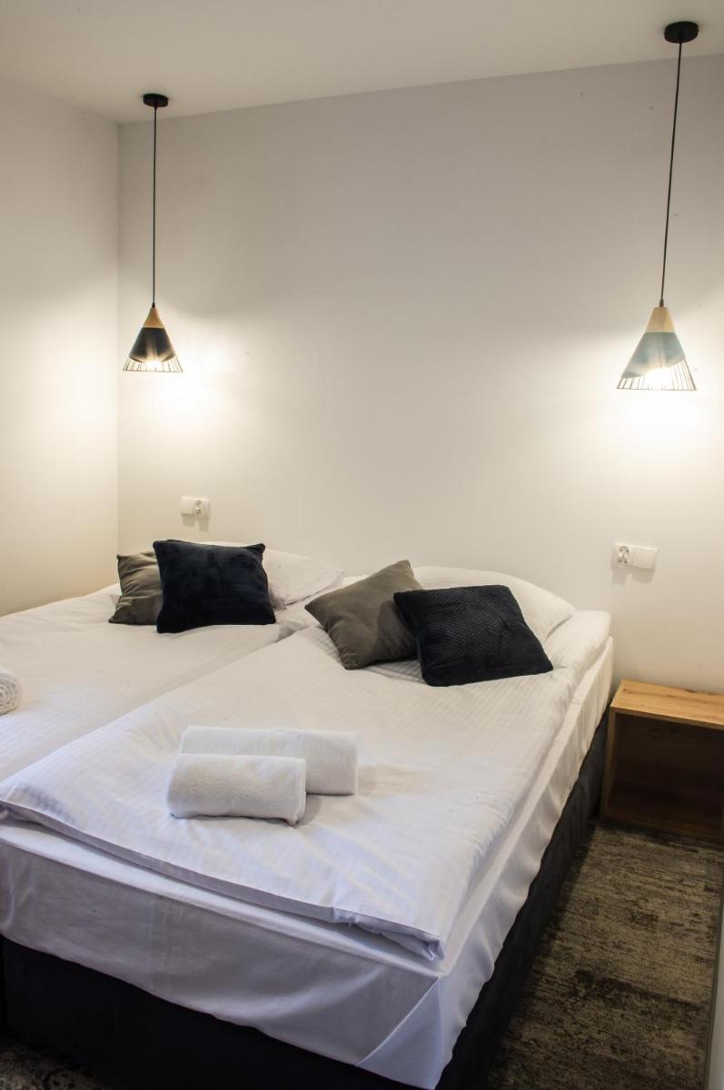 Double Room with Private Bathroom - Photo 5