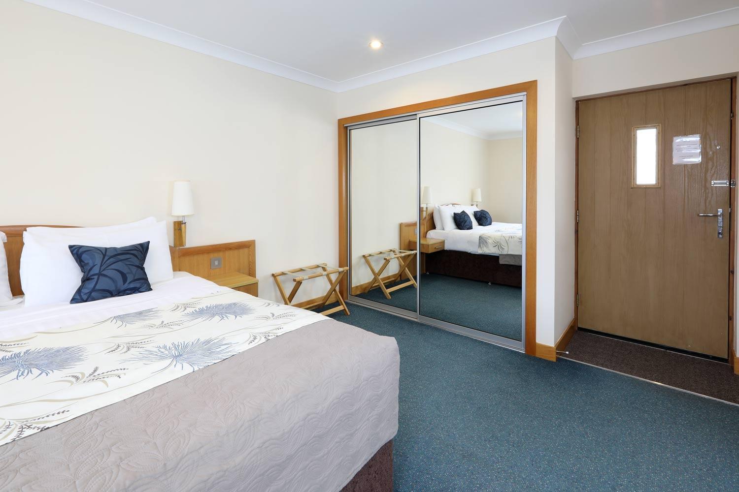 Superior Double or Twin Room photo 2