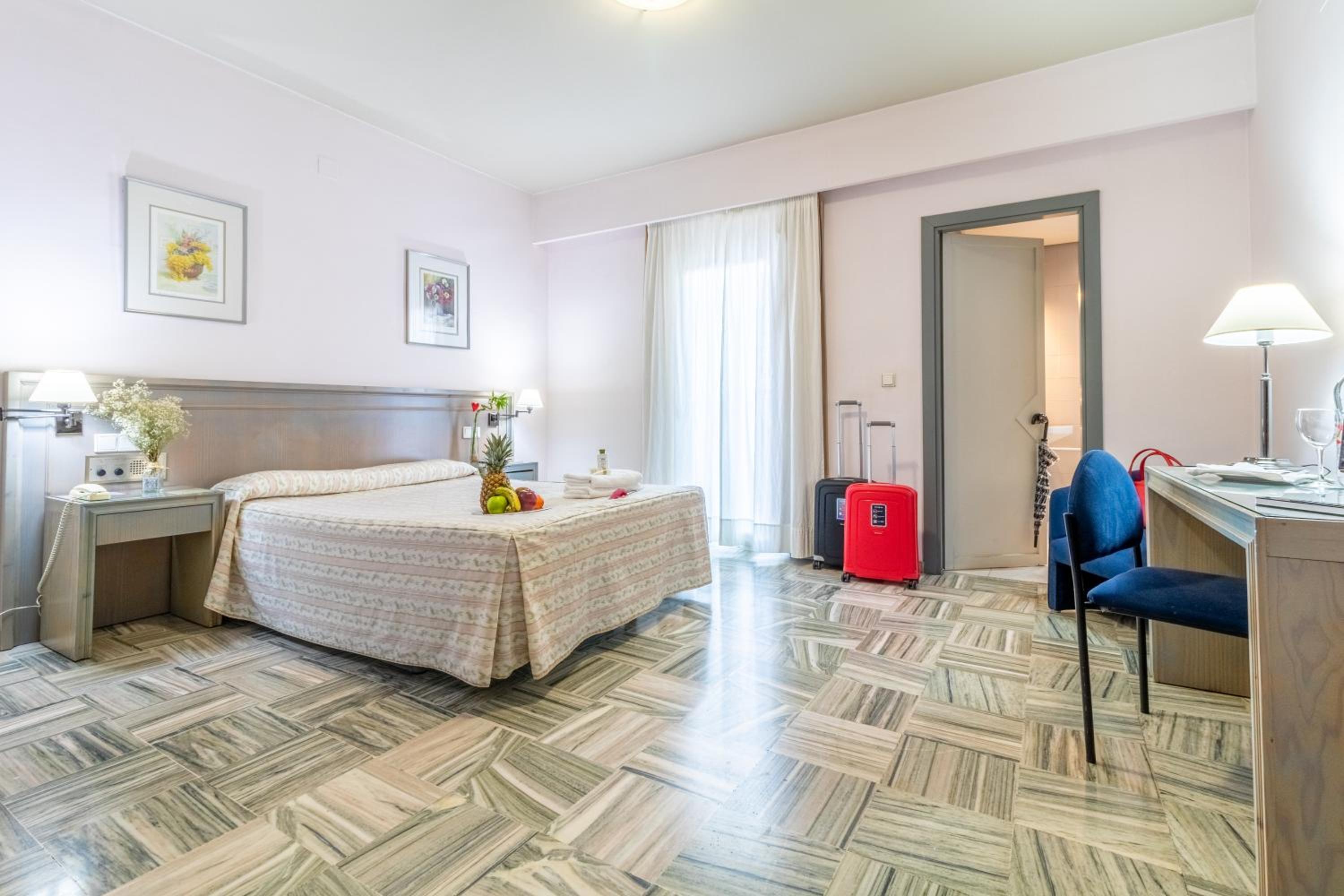 Habitación Doble o con Dos Camas