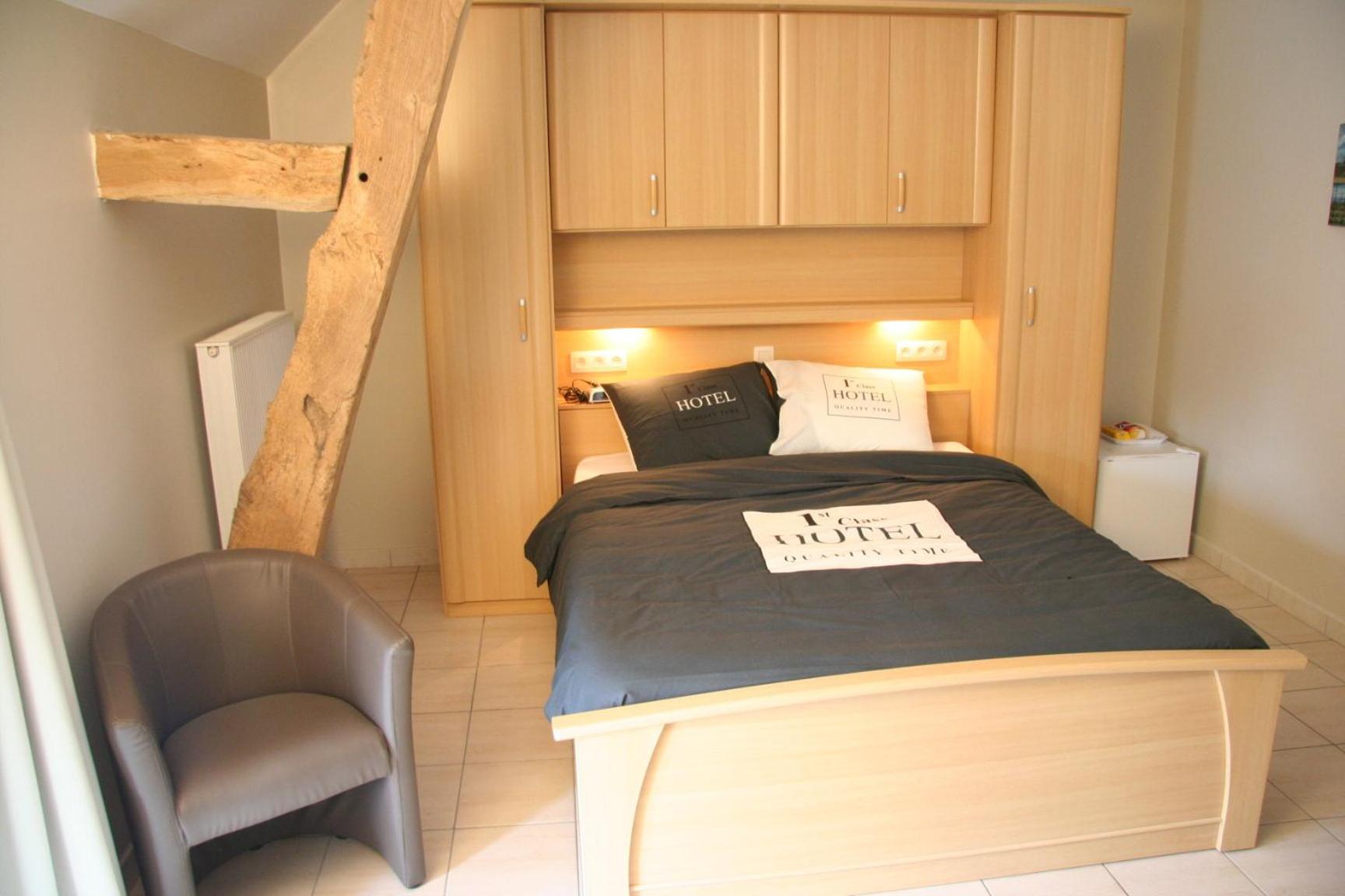Three-Bedroom House (6 Adults) photo 1