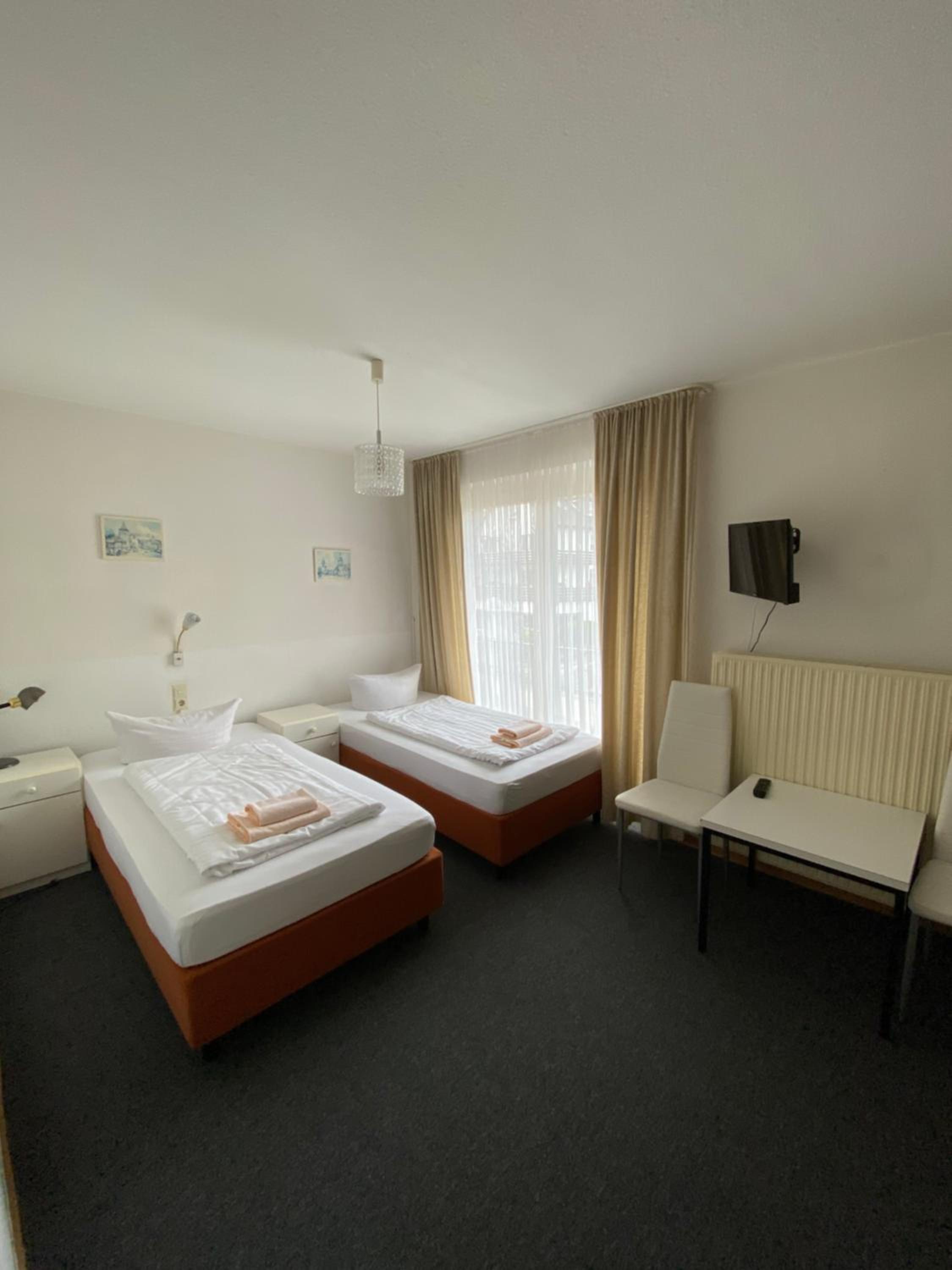 Single Room photo 2