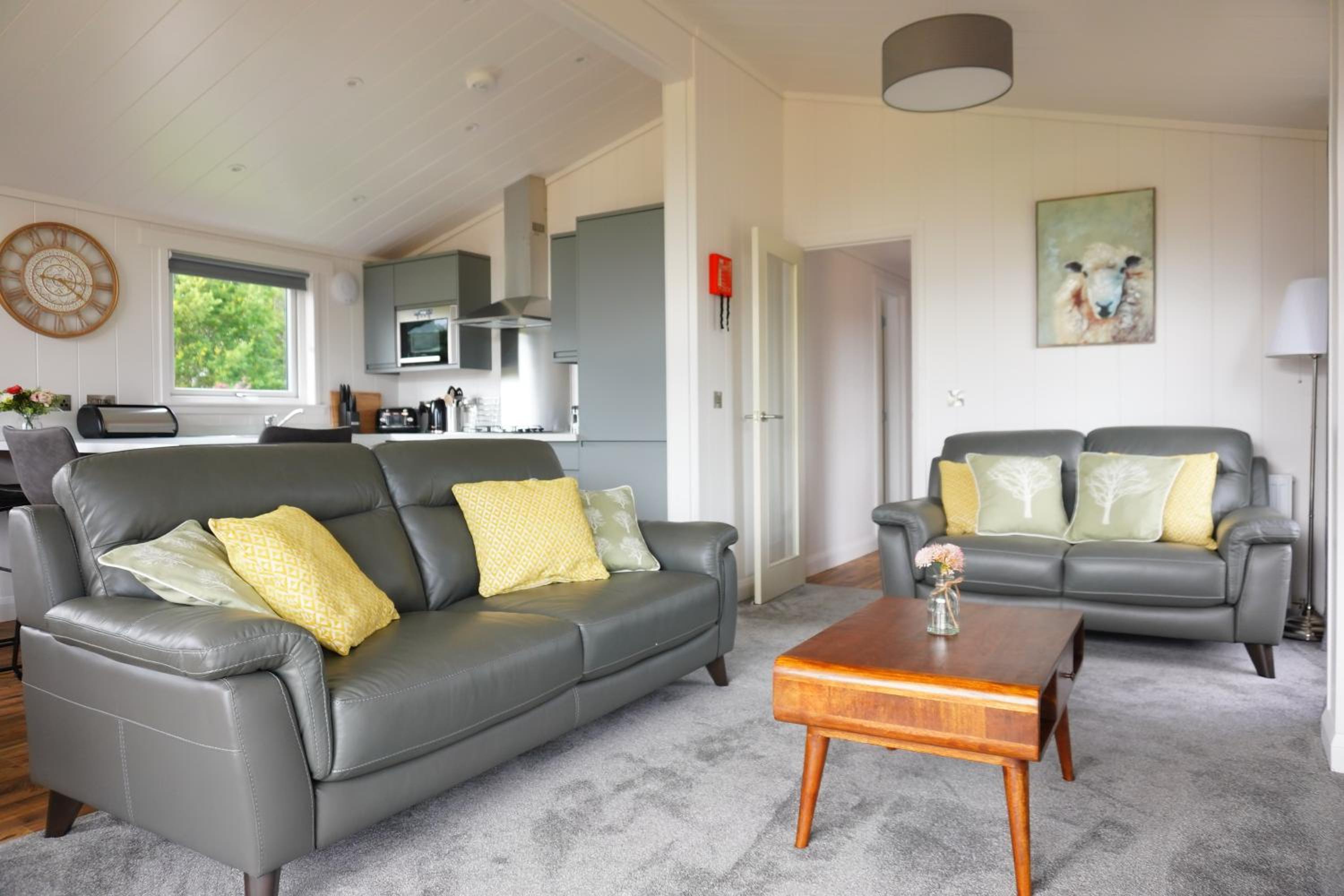 Chalet (No Pets)