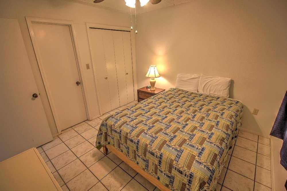 Two-Bedroom Apartment photo 3