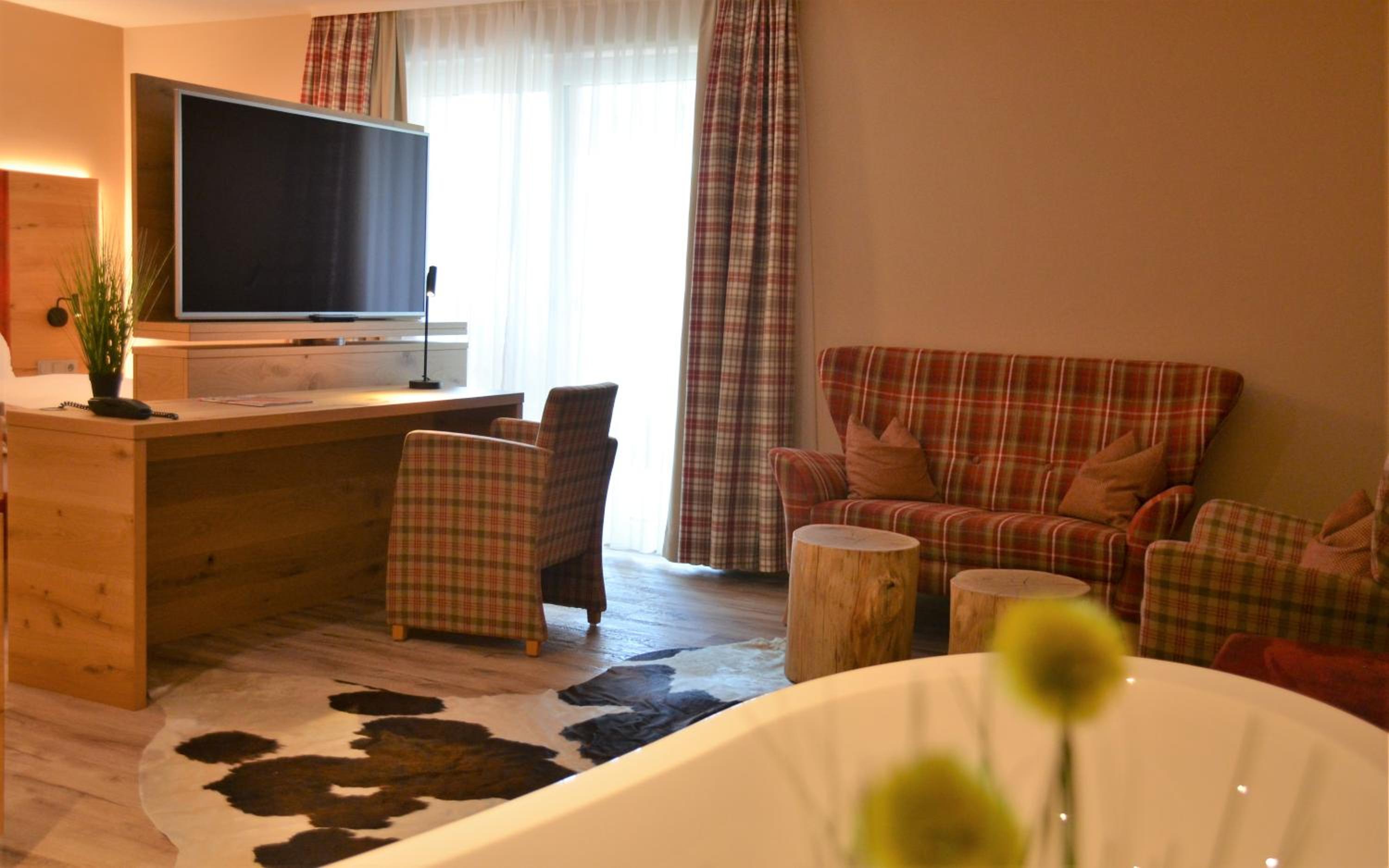 Deluxe Double Room - Photo 1
