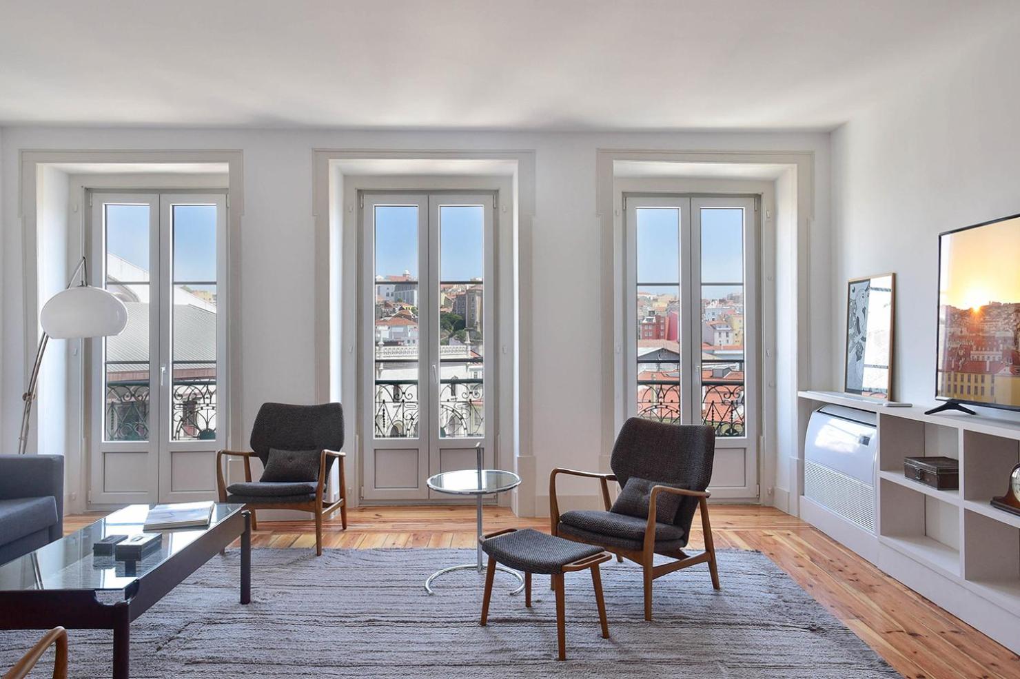 Superior Apartment