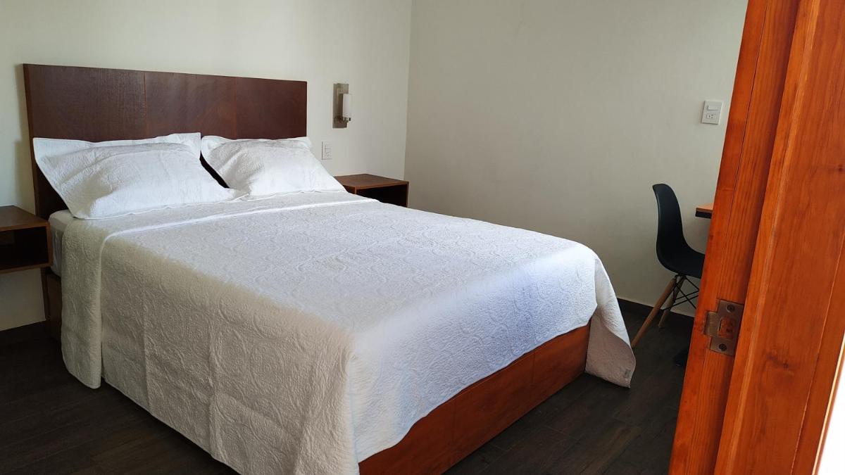Standard Double Room photo 3