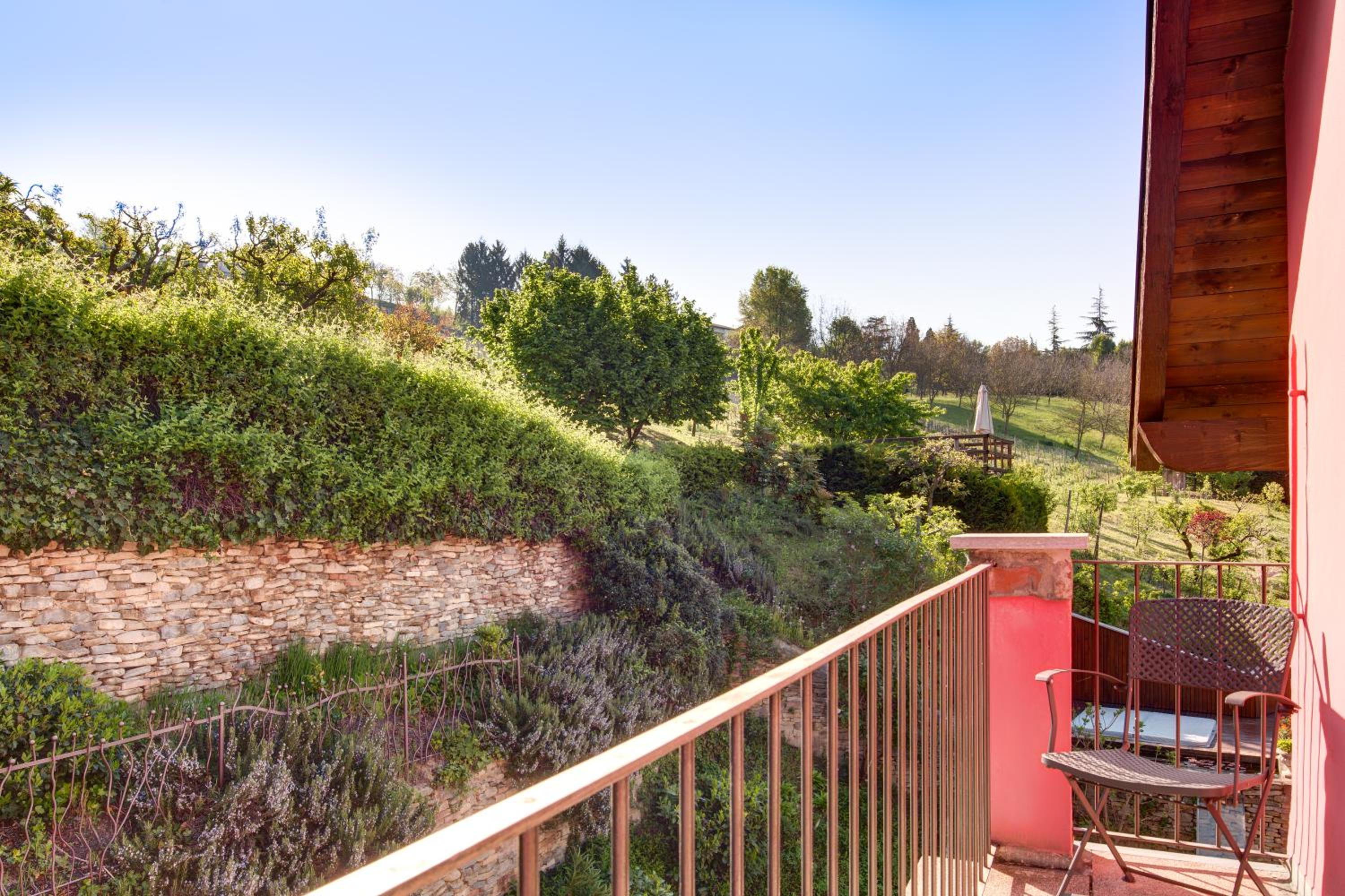 Double or Twin Room with Balcony photo 3
