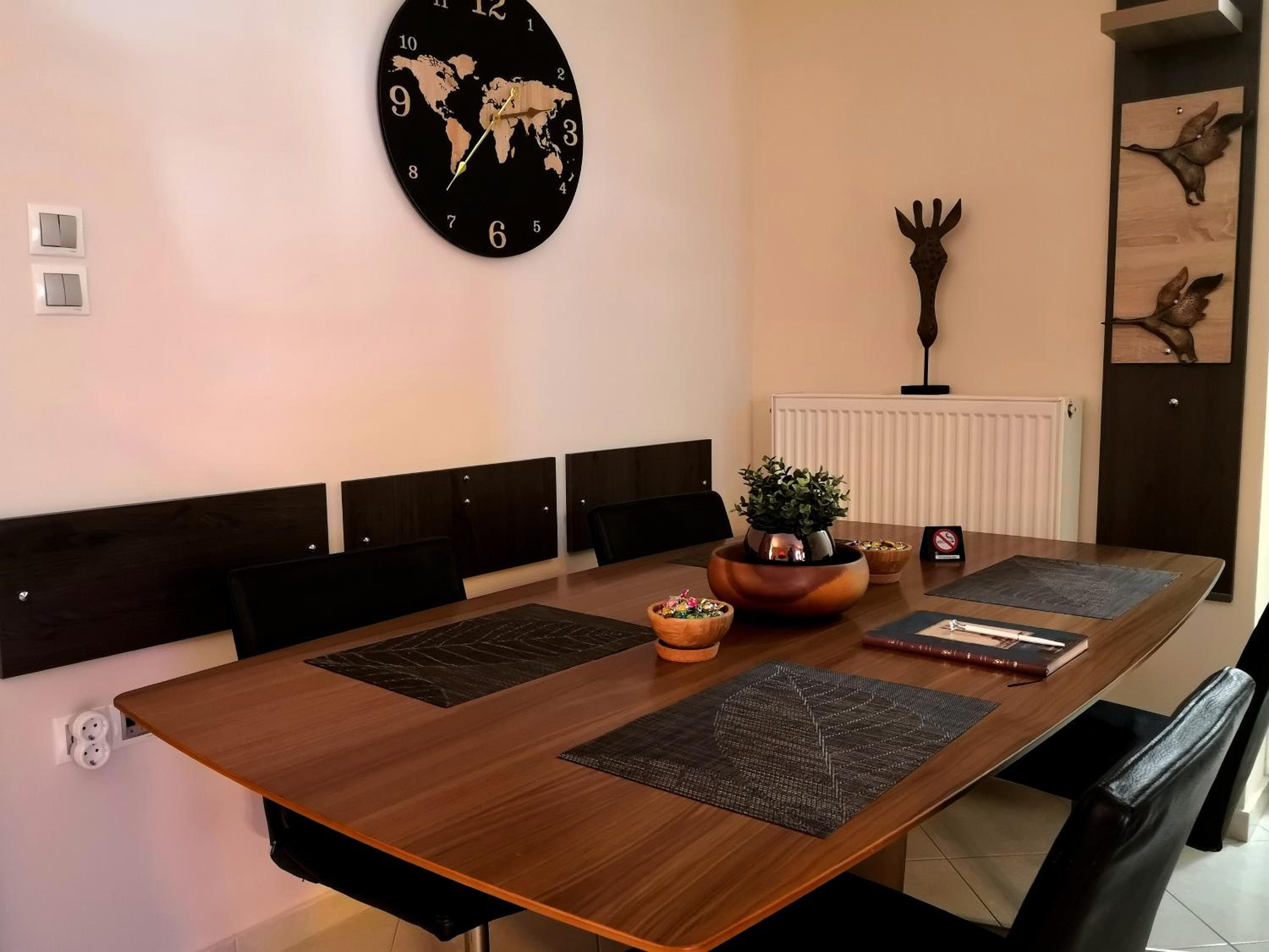 Two-Bedroom Apartment - Photo 25