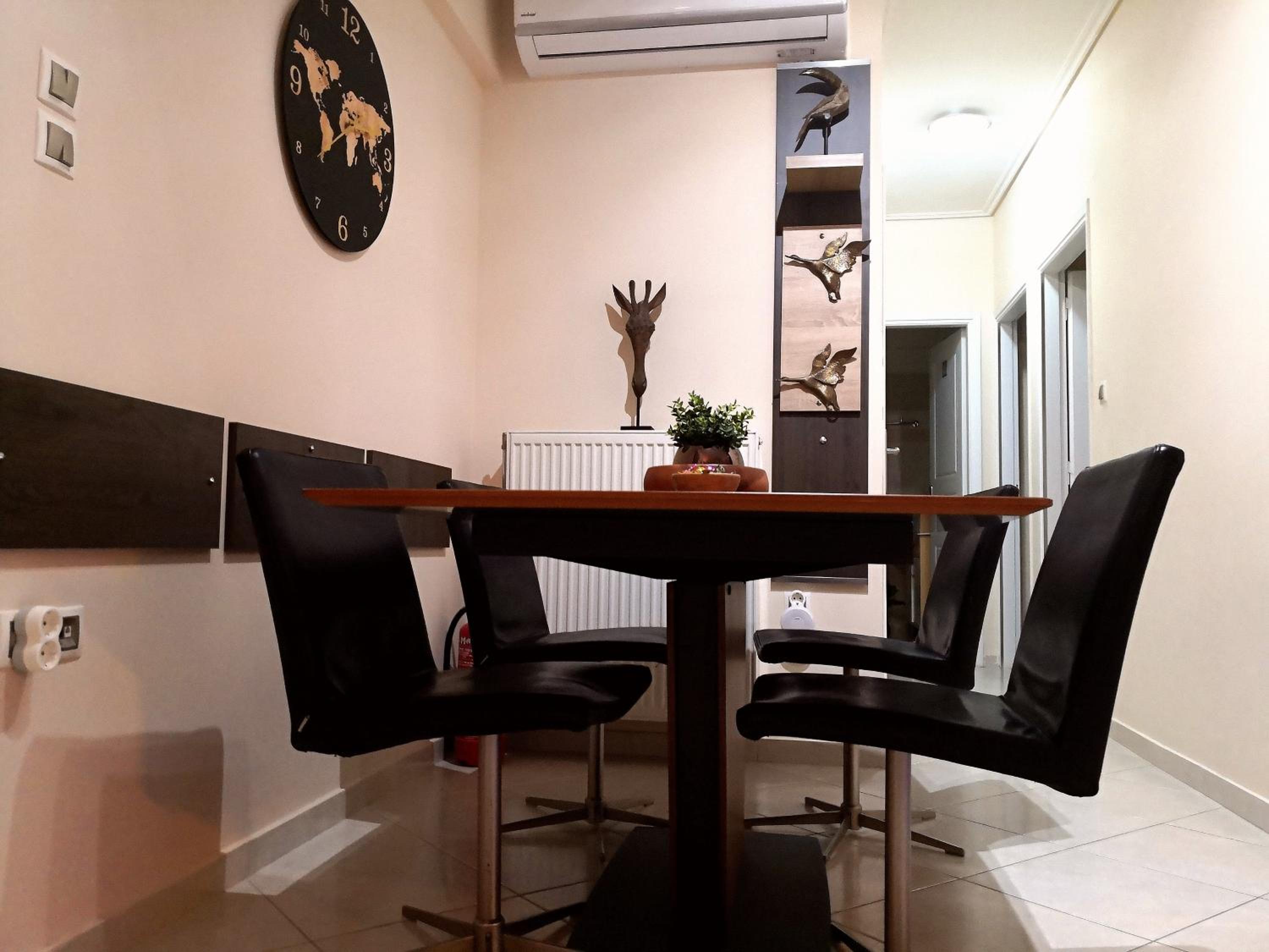 Two-Bedroom Apartment - Photo 24