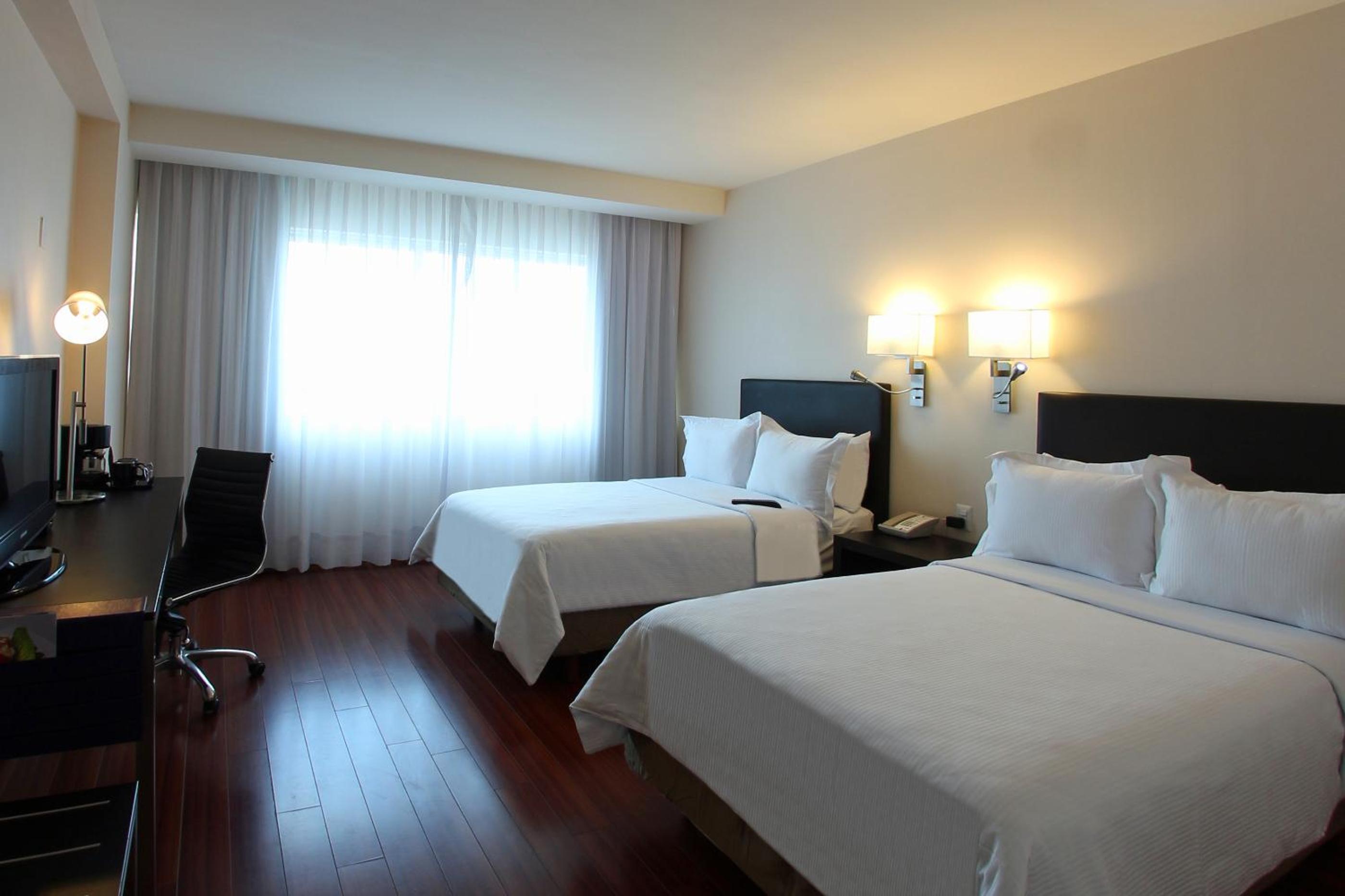 Deluxe Double Room photo 2