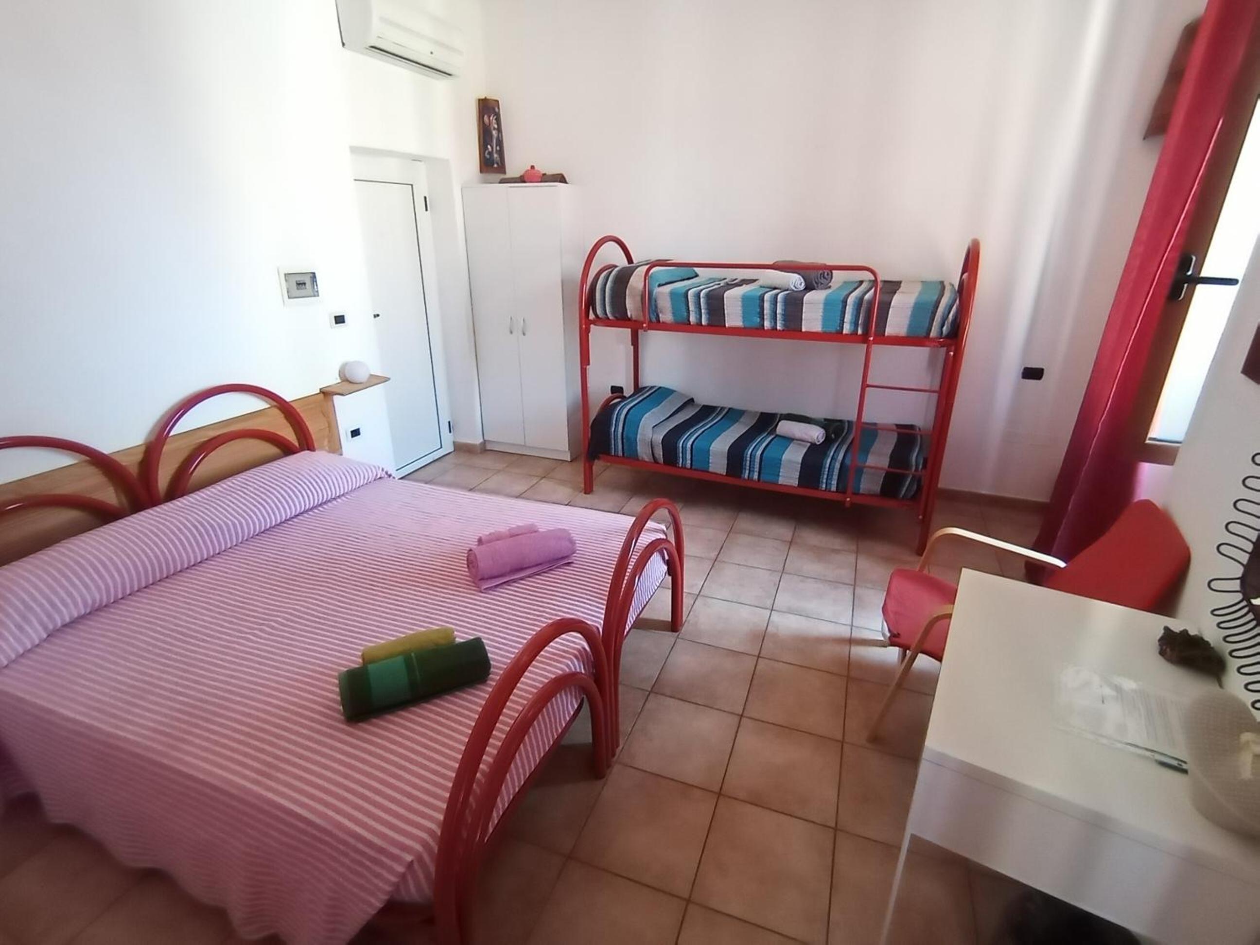 Quadruple Room with Bathroom photo 1