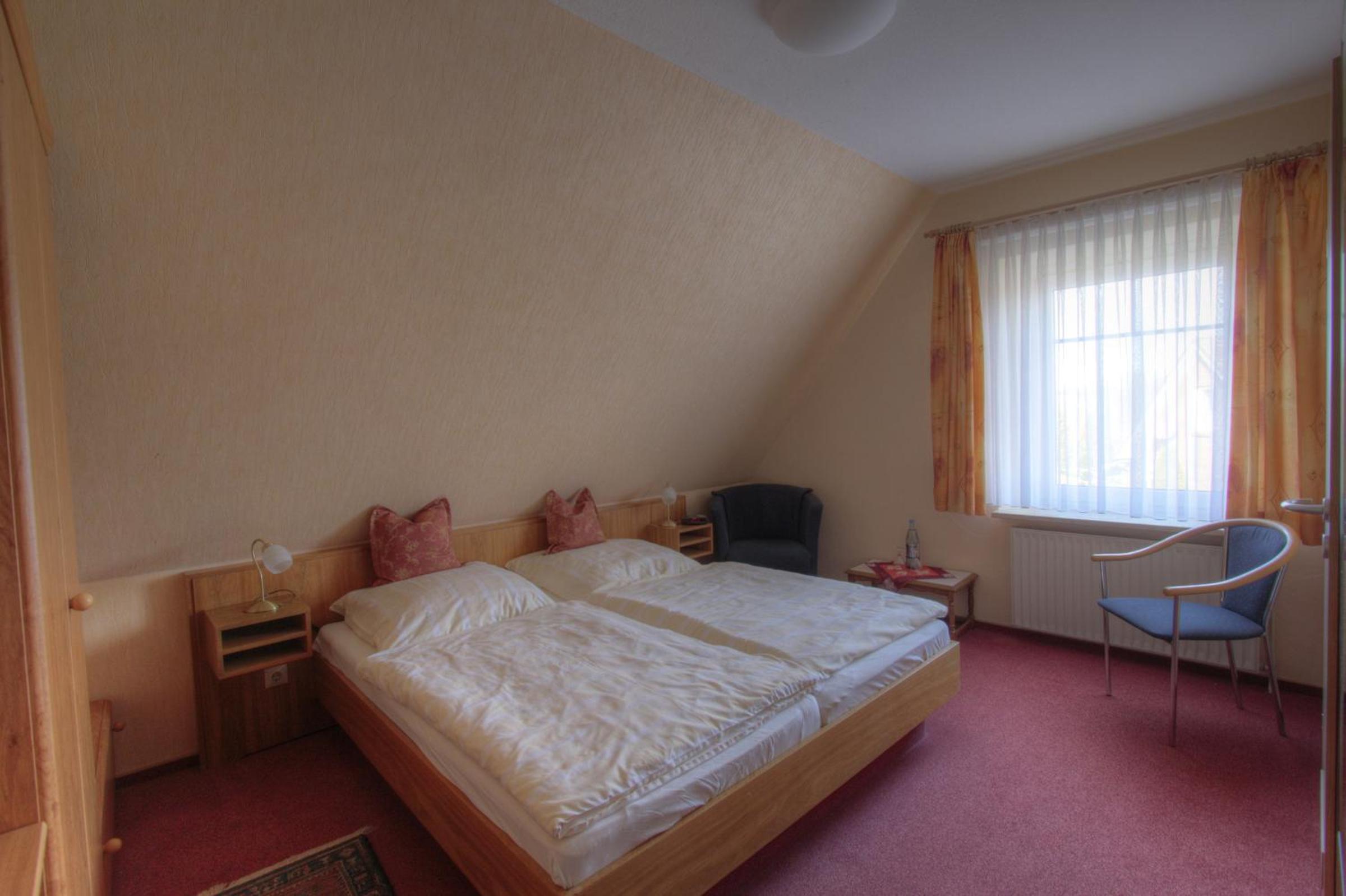 Double Room - Photo 2