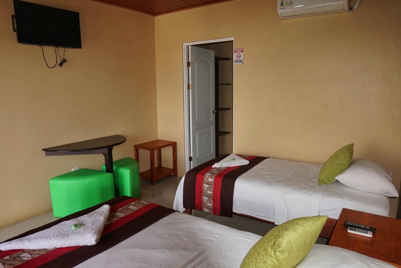 Budget Double Room photo 2