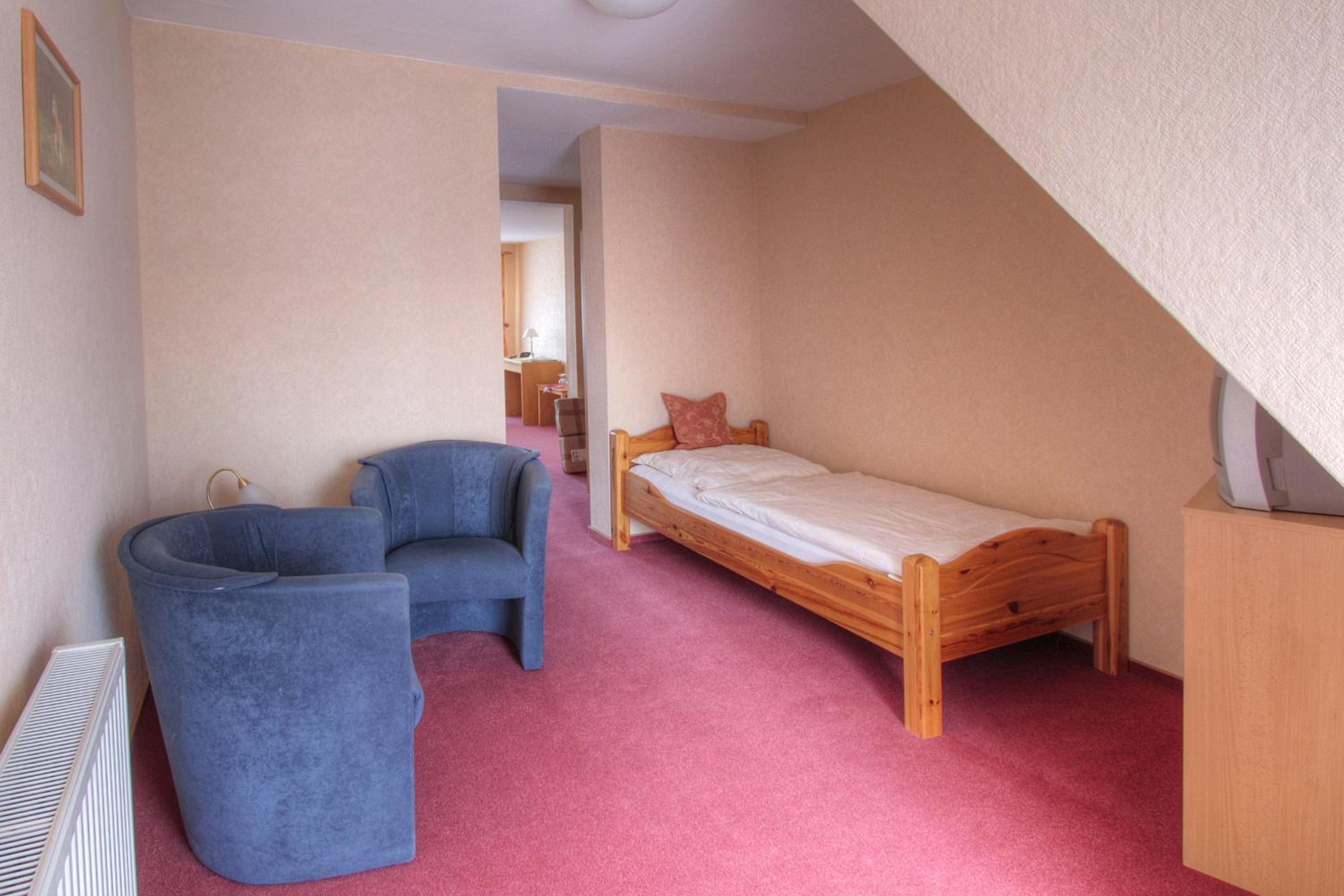 Double Room - Photo 7